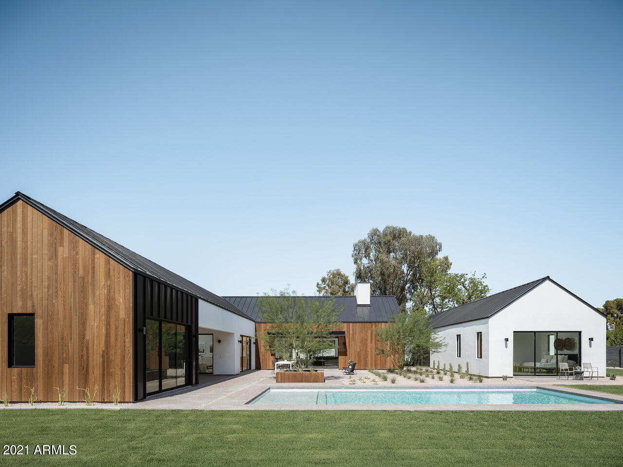 BARTLETT ESTATES - Residential