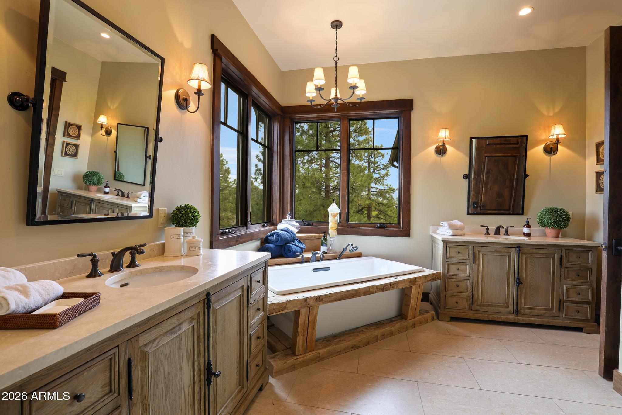 RIM GOLF CLUB PHASE 2 - Residential