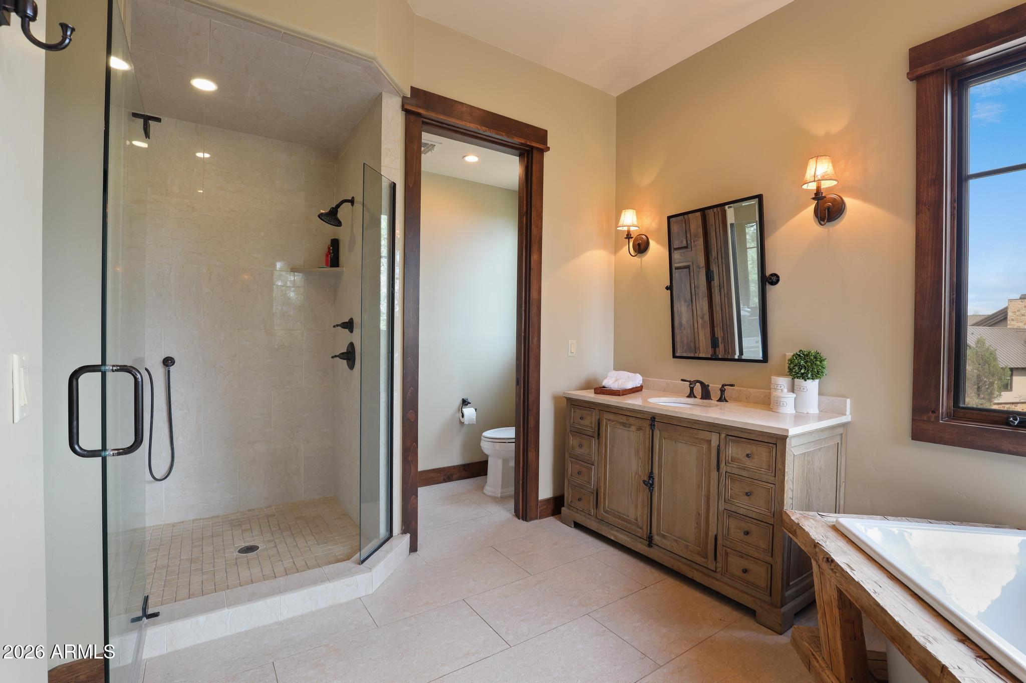 RIM GOLF CLUB PHASE 2 - Residential
