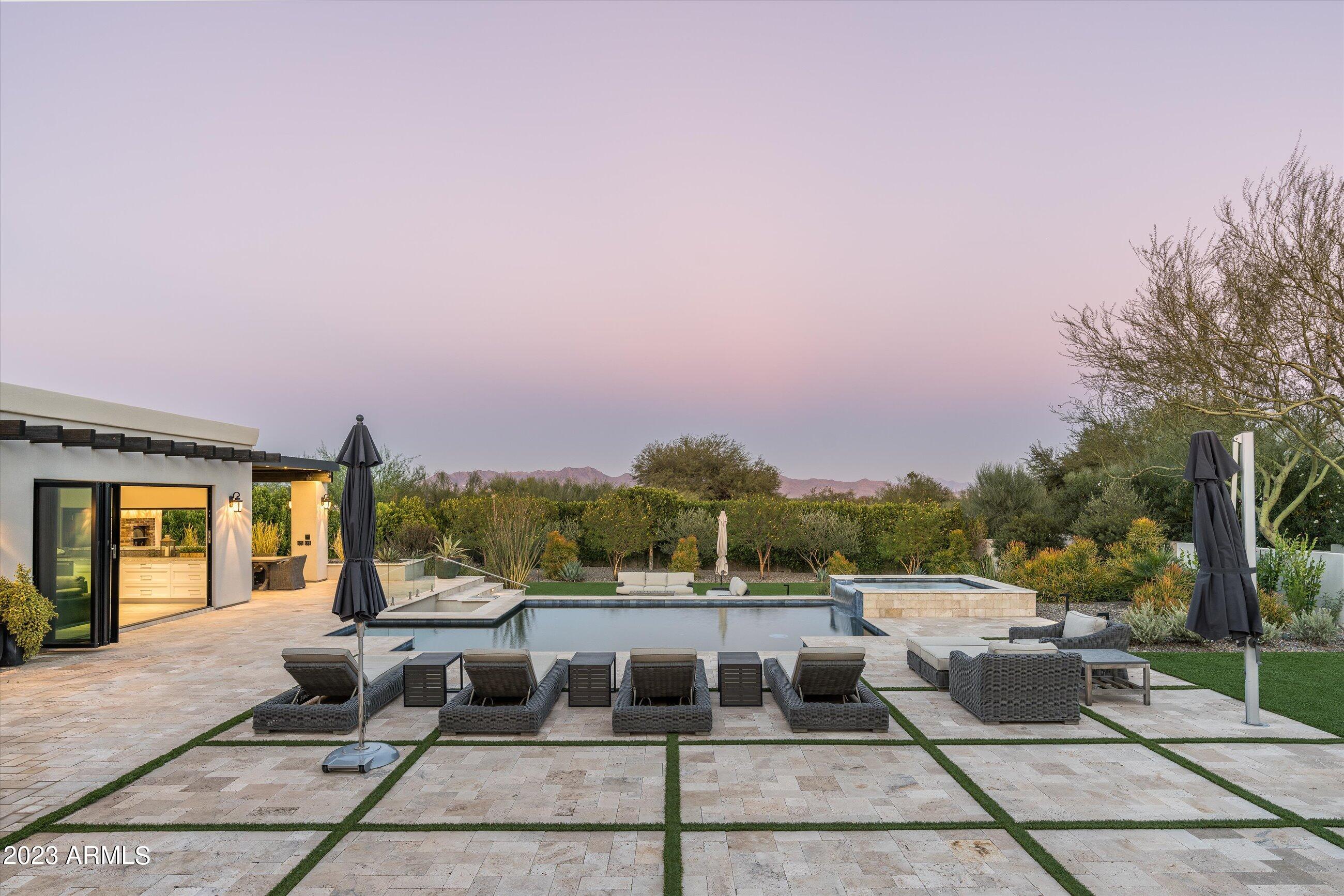 VISTA LINDA - Residential