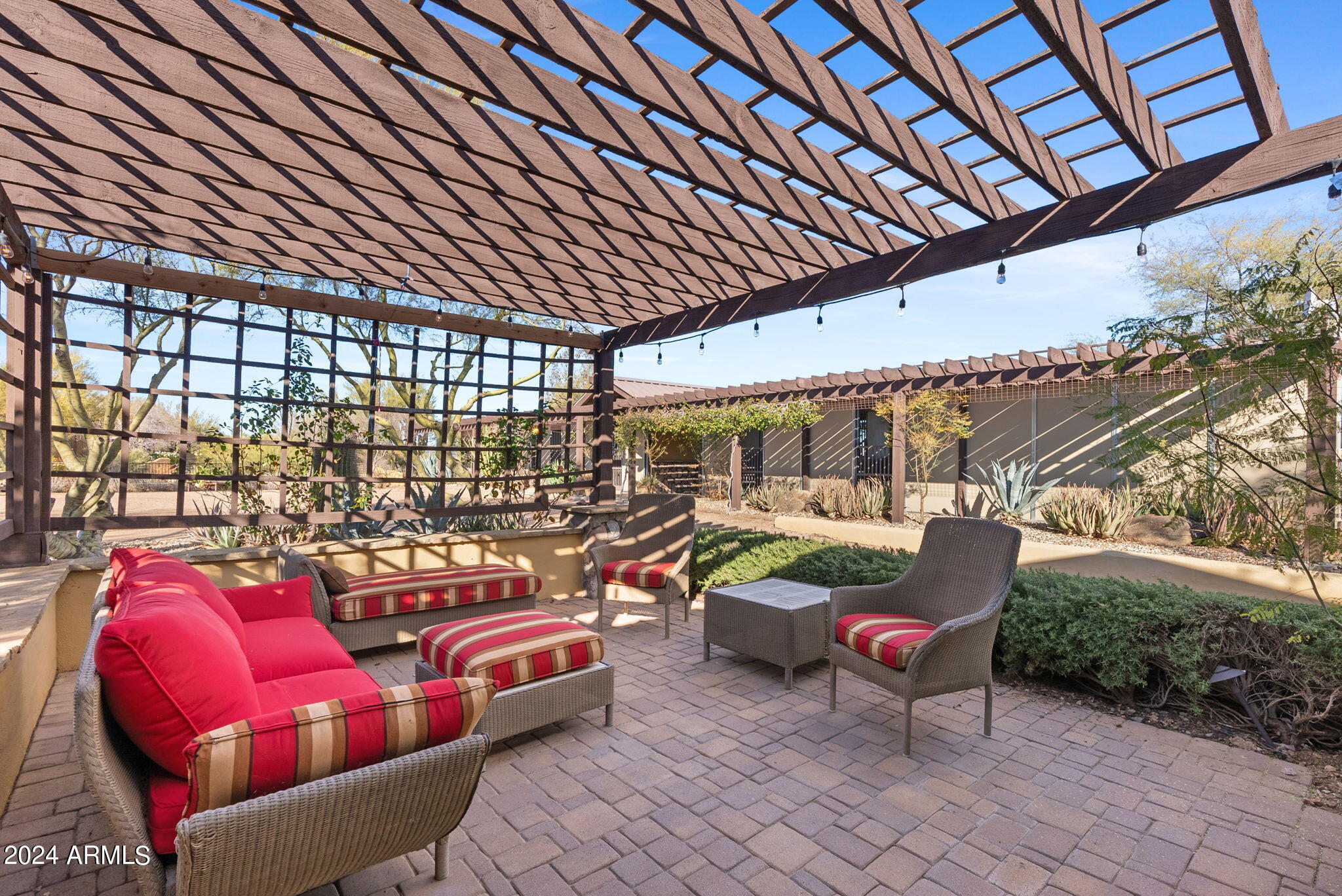 Rio Verde Foothills Equestrian Estate - Residential