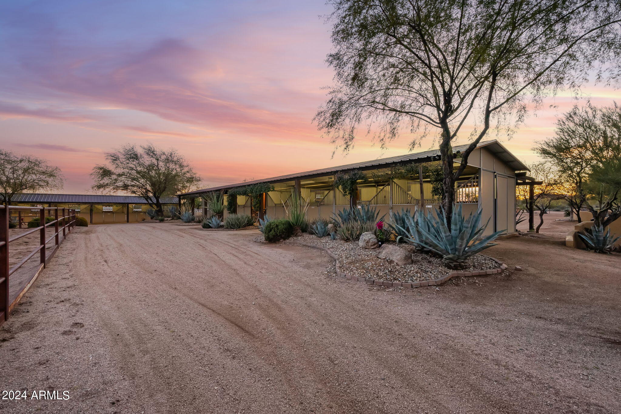 Rio Verde Foothills Equestrian Estate - Residential