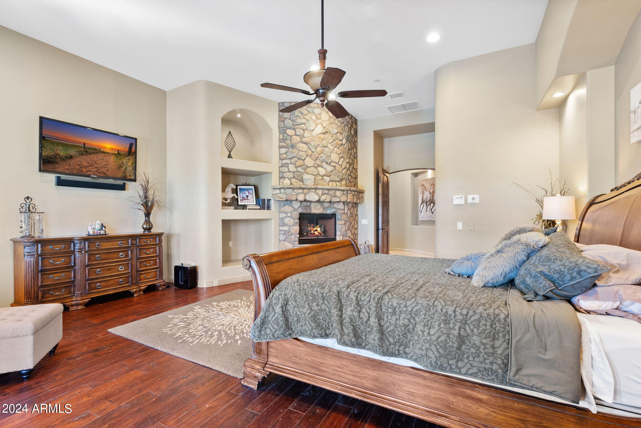 Rio Verde Foothills Equestrian Estate - Residential