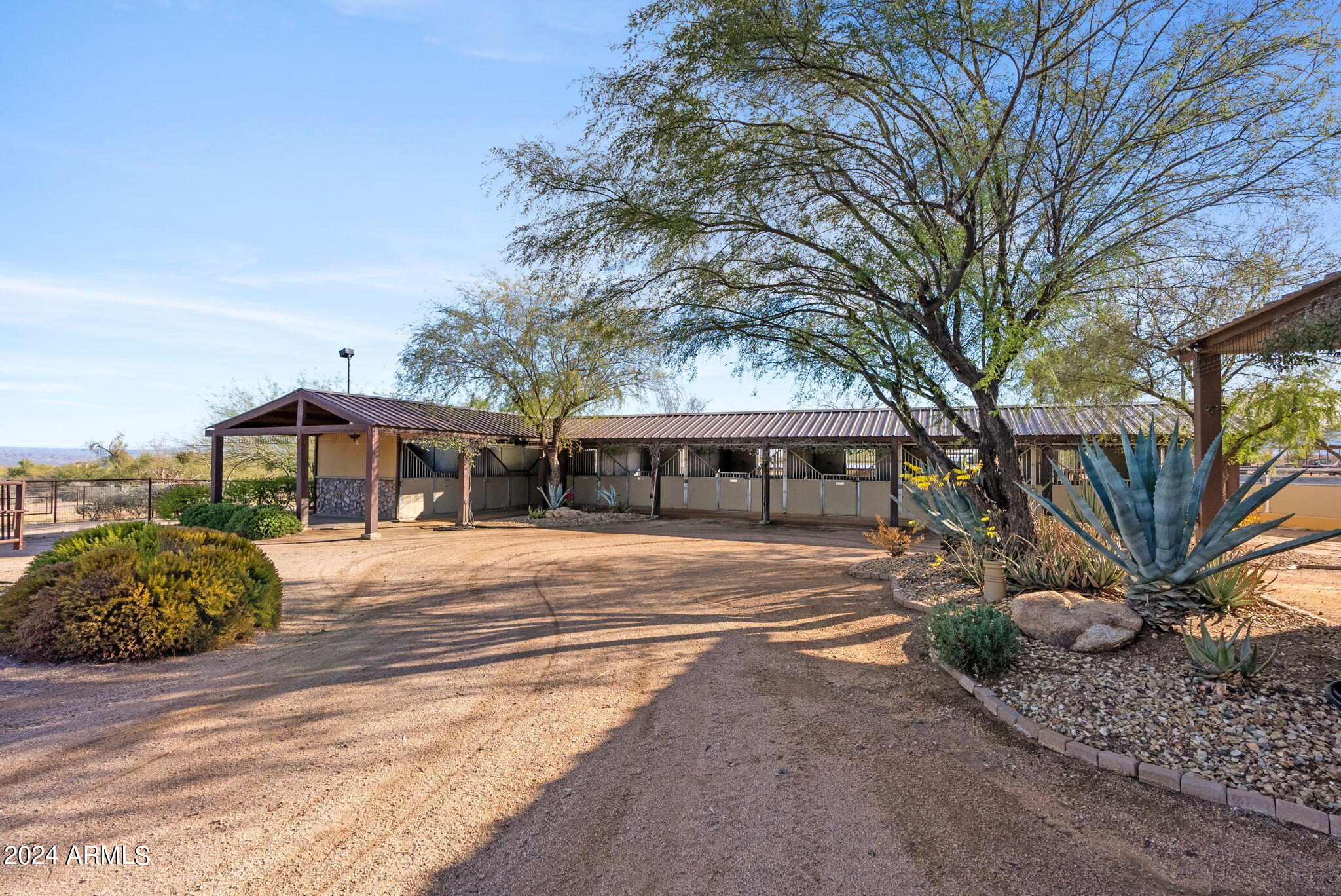 Rio Verde Foothills Equestrian Estate - Residential