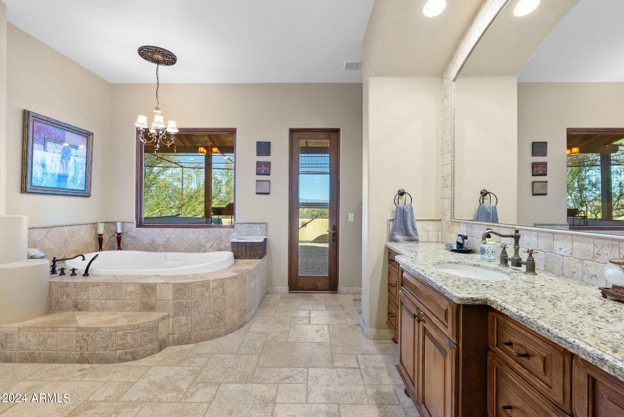 Rio Verde Foothills Equestrian Estate - Residential