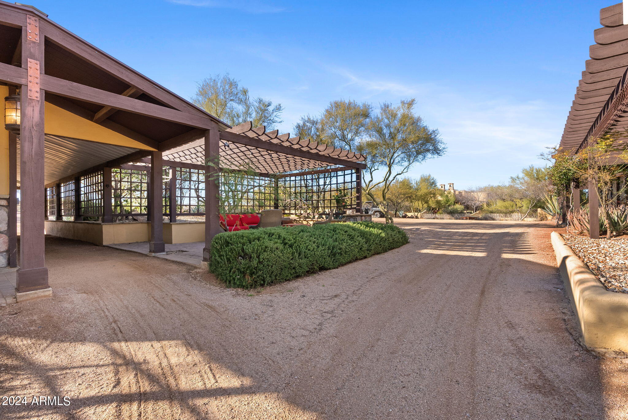 Rio Verde Foothills Equestrian Estate - Residential