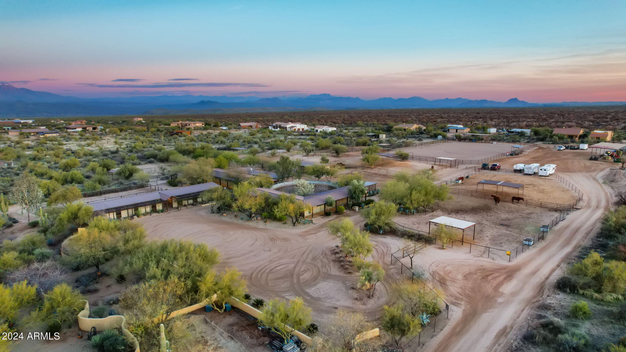 Rio Verde Foothills Equestrian Estate - Residential