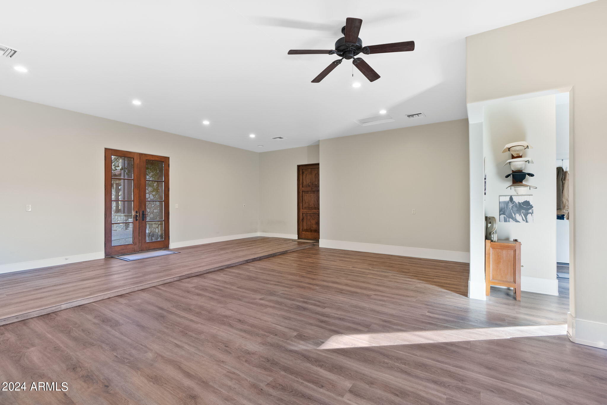 Rio Verde Foothills Equestrian Estate - Residential