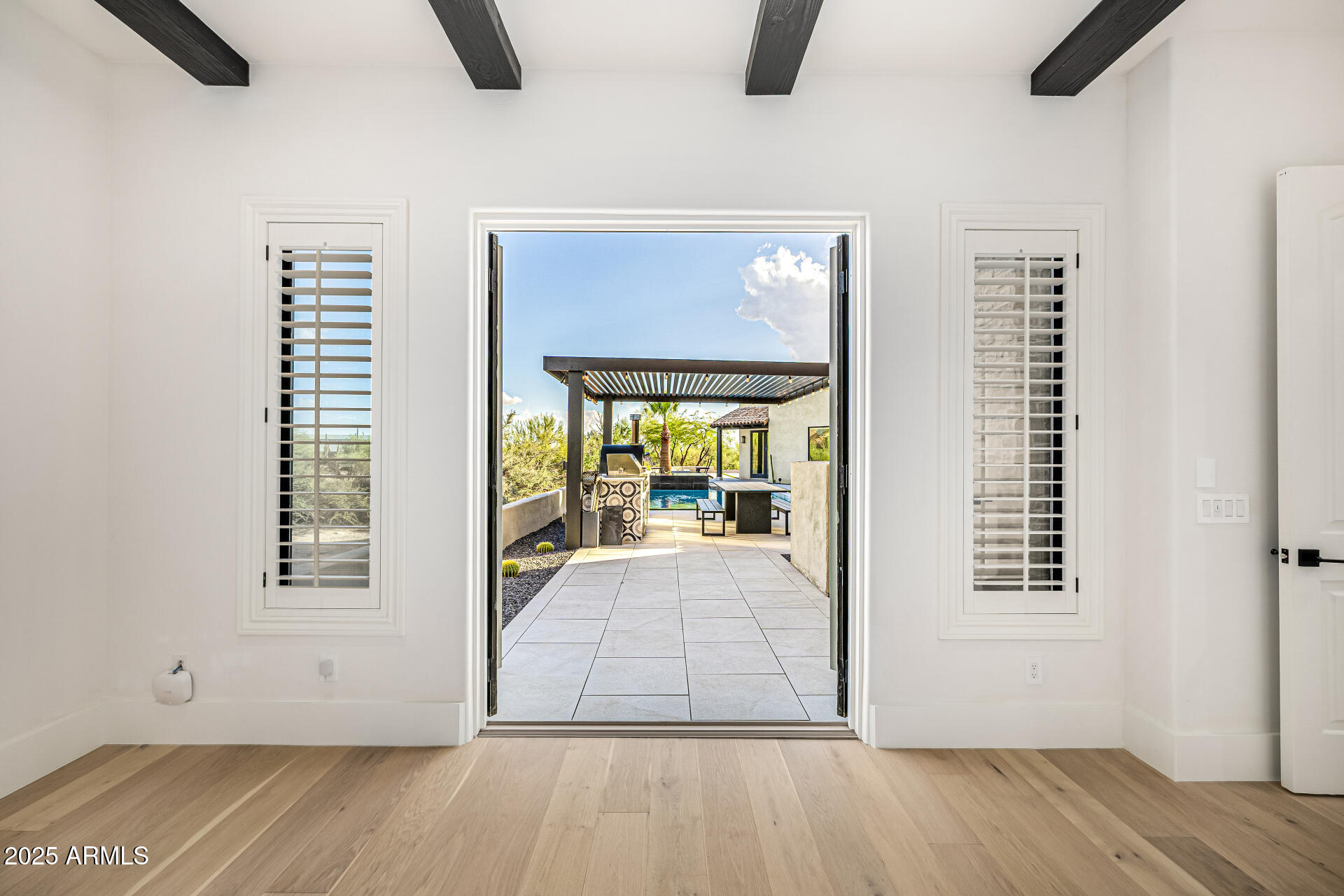 LONE MOUNTAIN ESTATES - Residential
