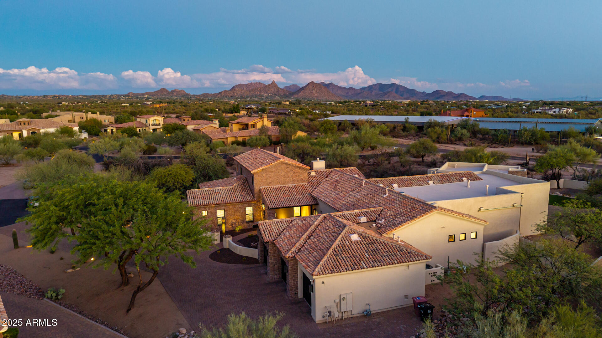 LONE MOUNTAIN ESTATES - Residential