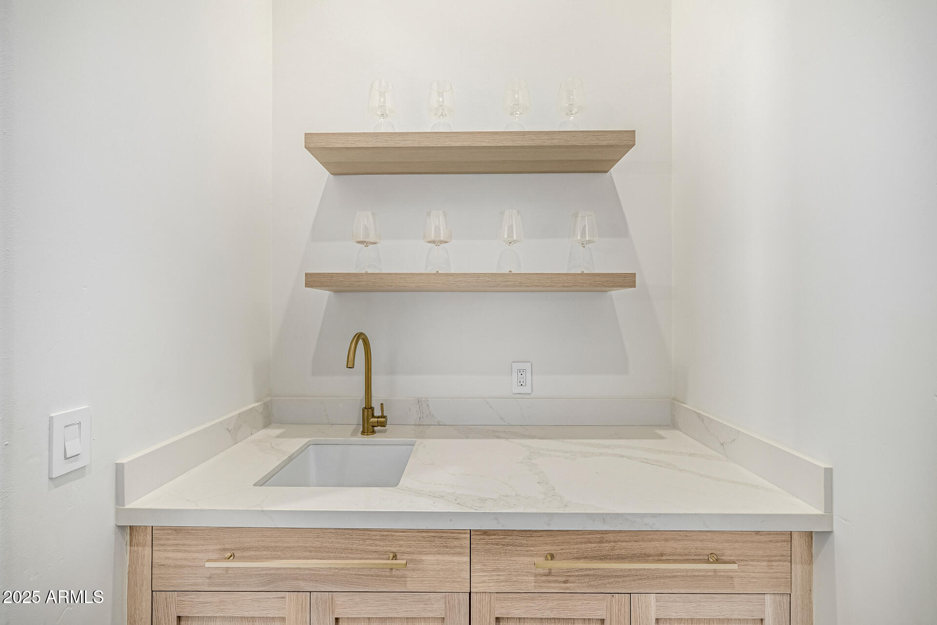 LONE MOUNTAIN ESTATES - Residential