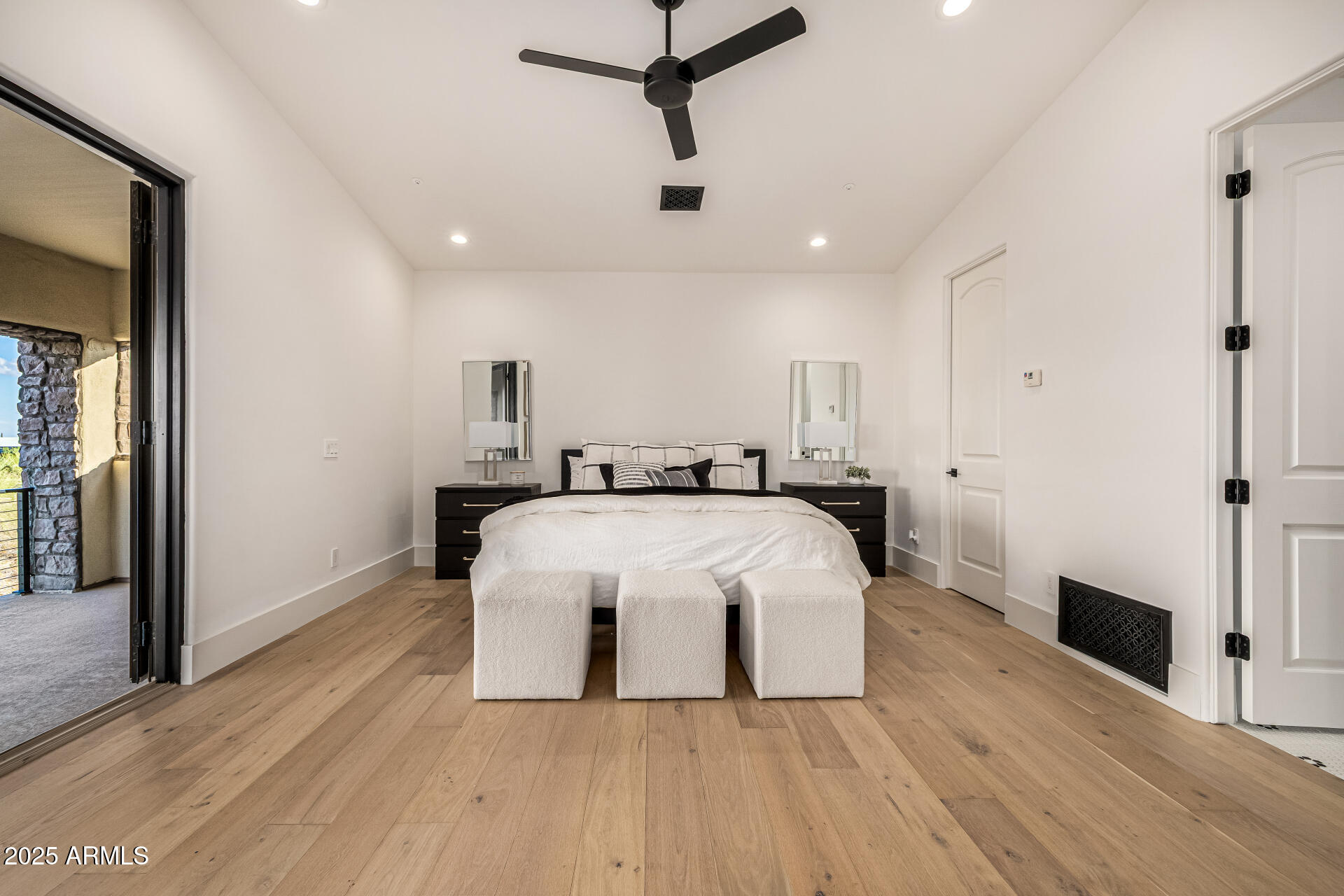 LONE MOUNTAIN ESTATES - Residential