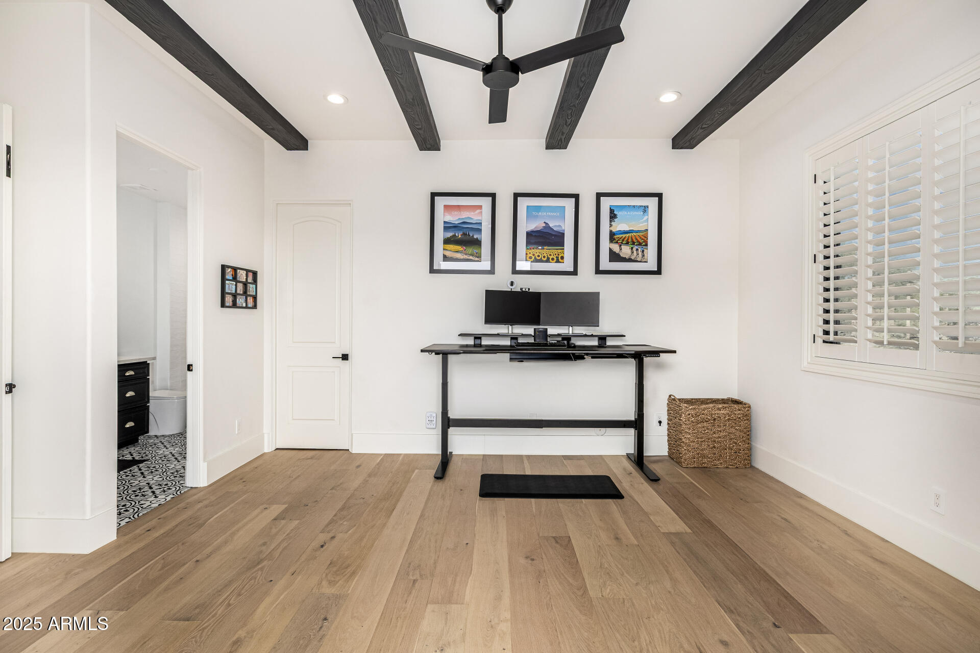 LONE MOUNTAIN ESTATES - Residential
