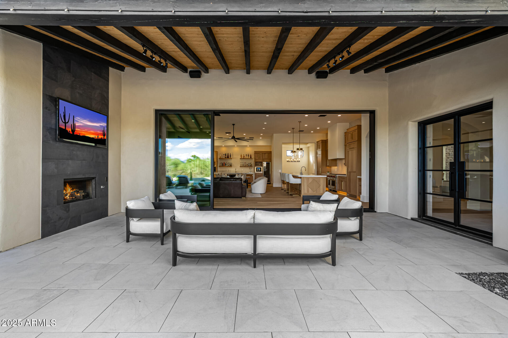 LONE MOUNTAIN ESTATES - Residential