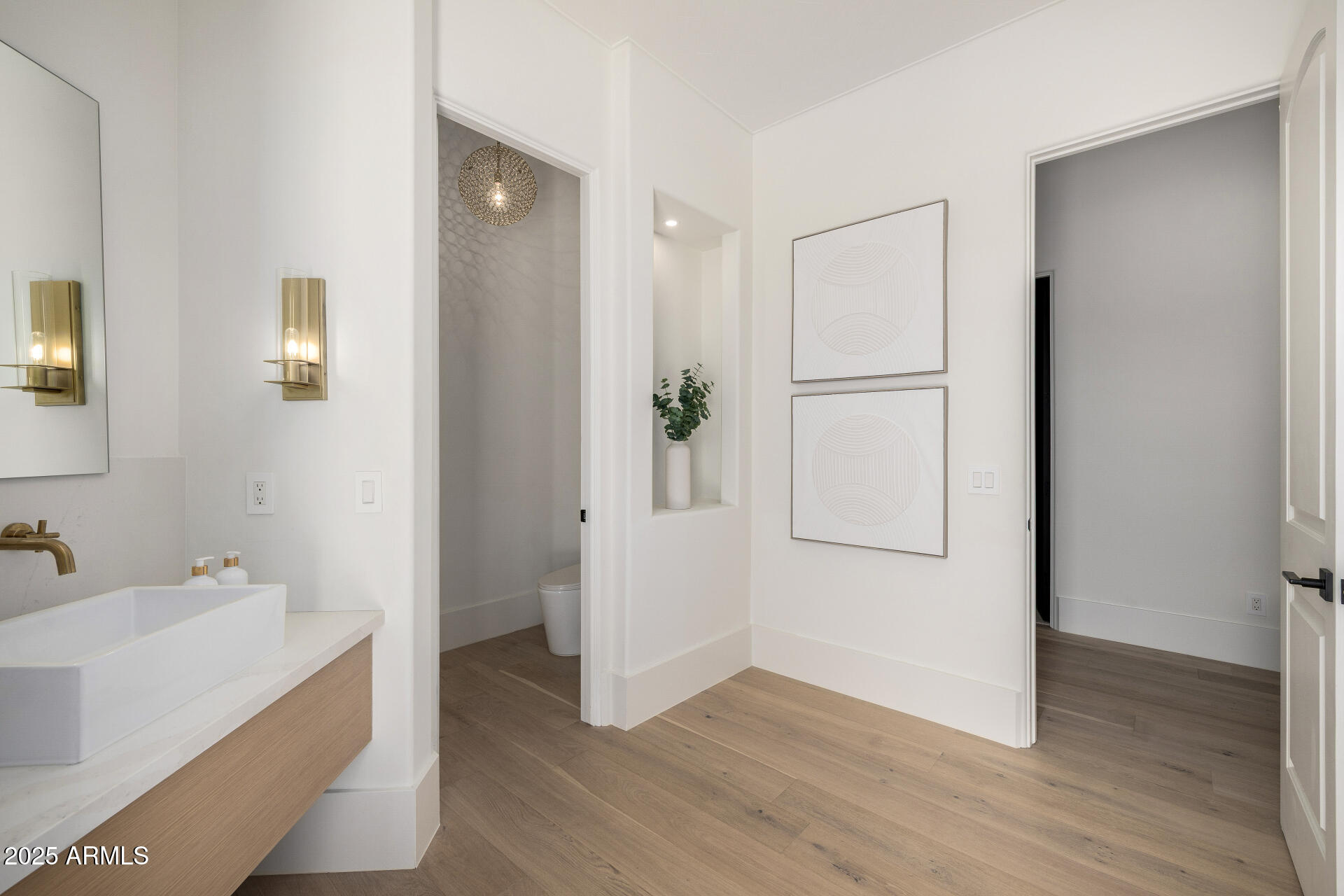 LONE MOUNTAIN ESTATES - Residential