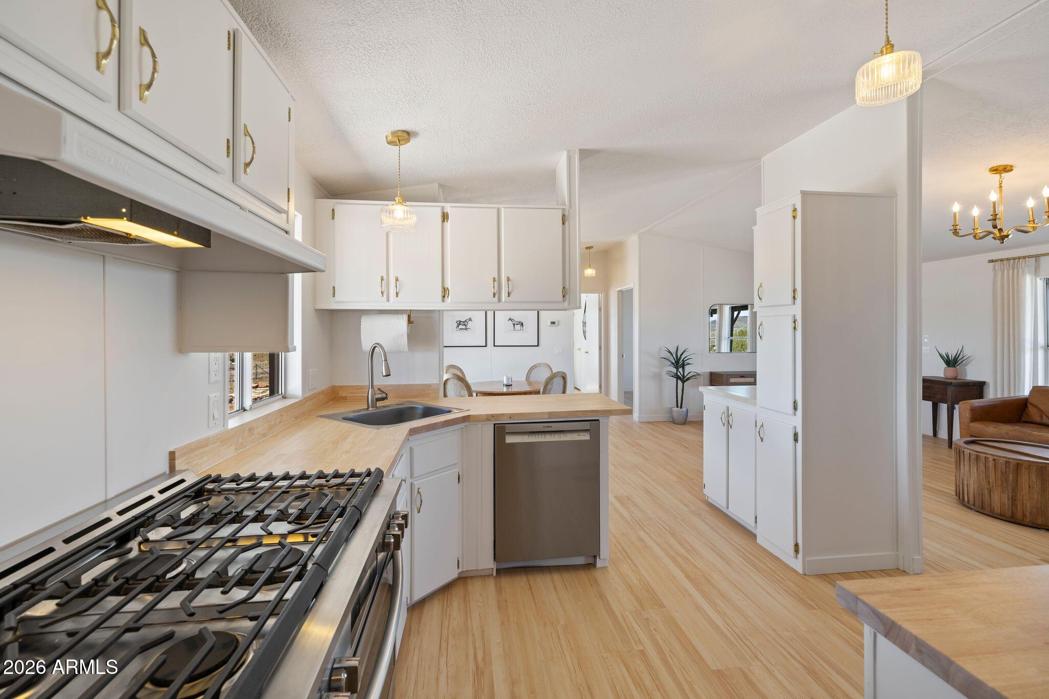 SUNSHINE ACRES - Residential