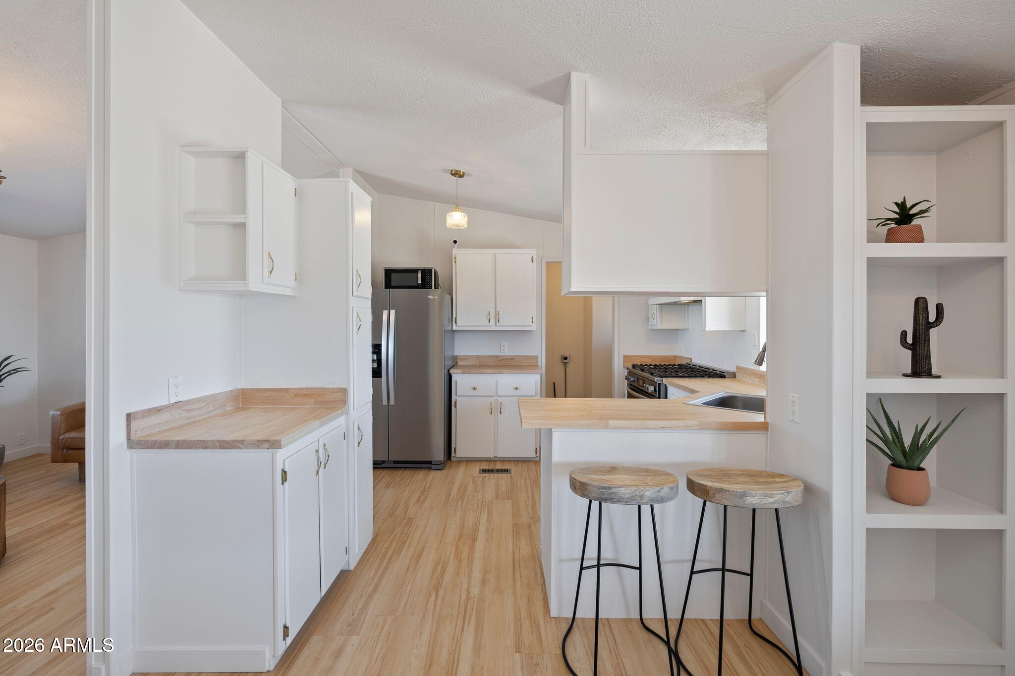 SUNSHINE ACRES - Residential