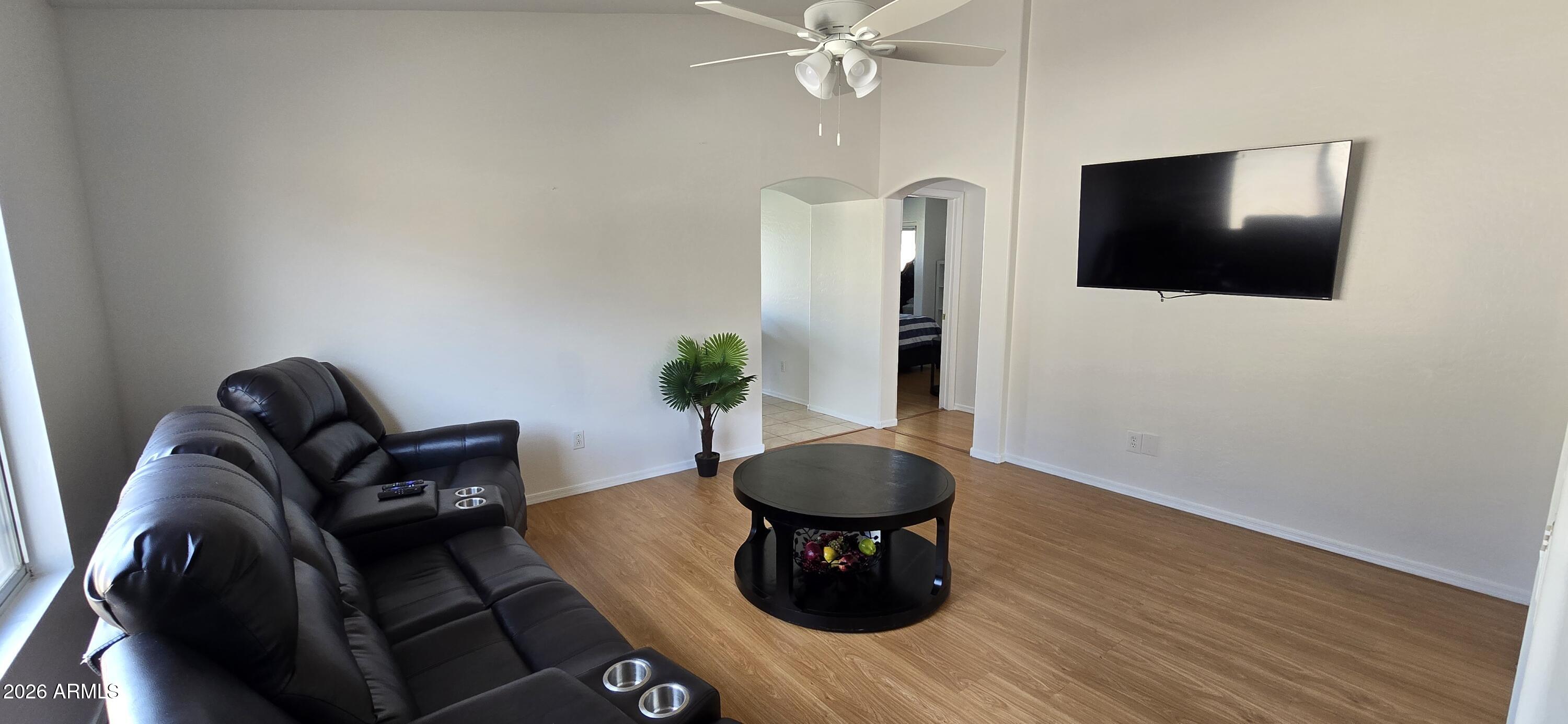 SUNDIAL UNIT 1 - Residential
