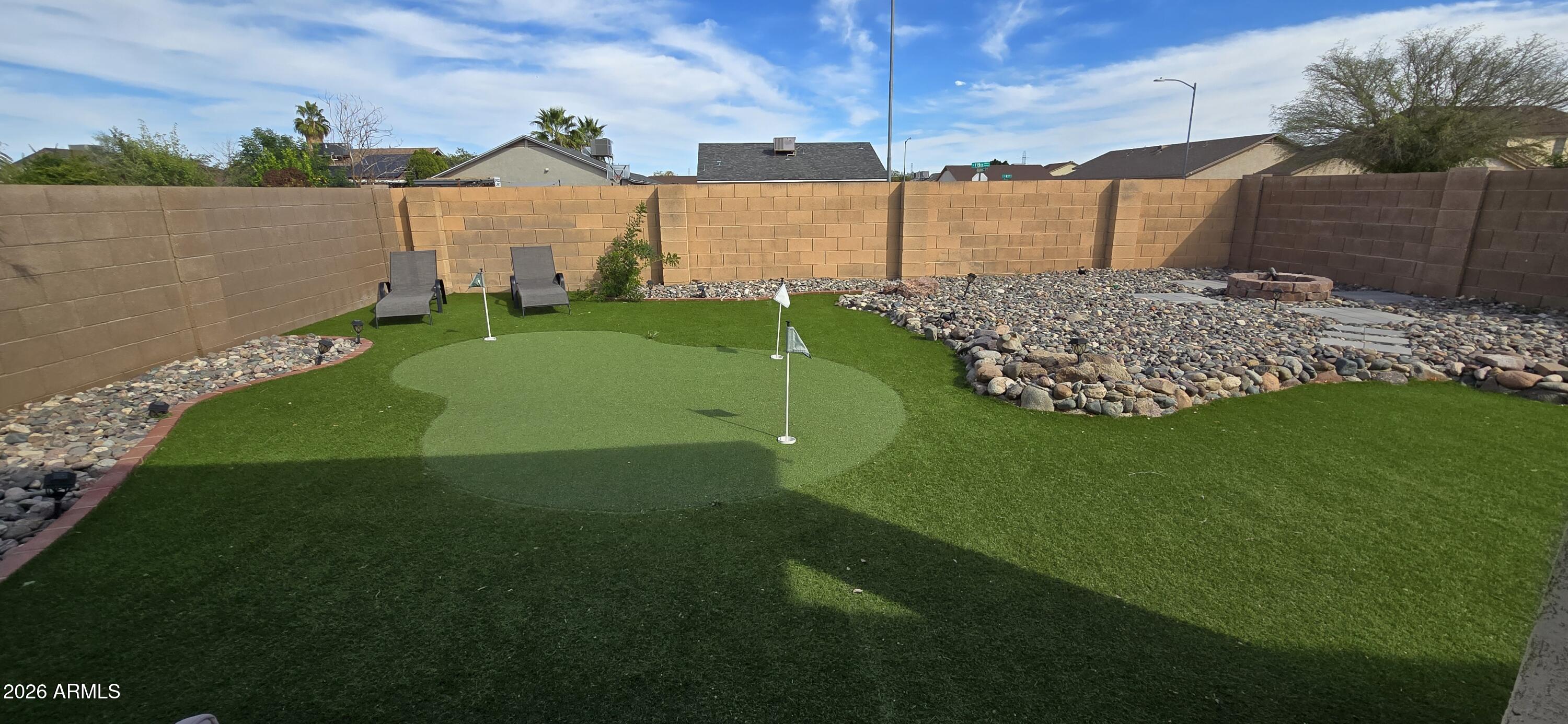 SUNDIAL UNIT 1 - Residential