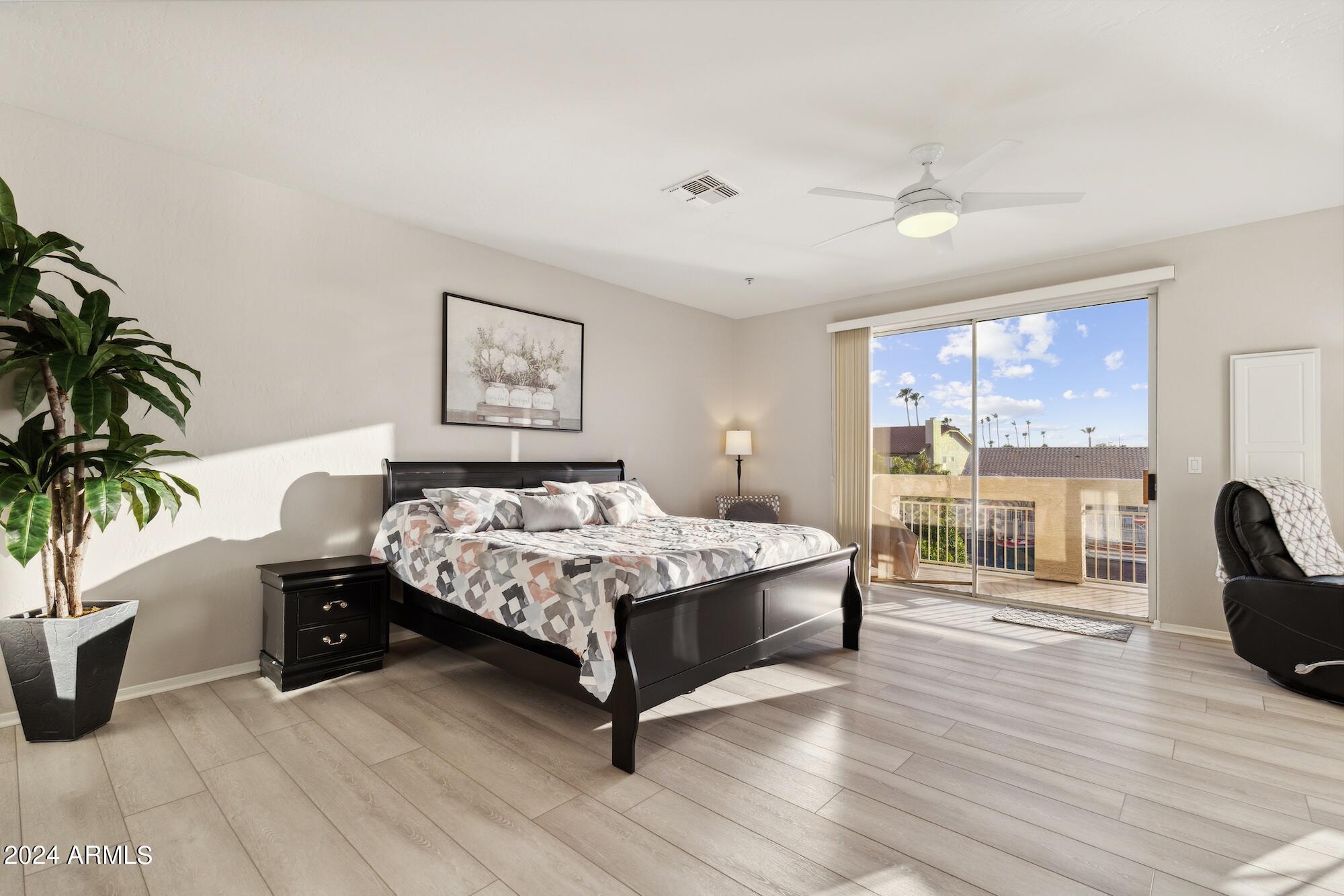 TOWNHOMES ON CORAL REEF - Residential