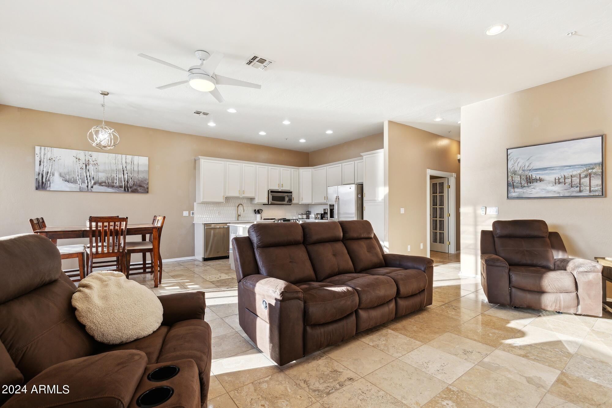 TOWNHOMES ON CORAL REEF - Residential