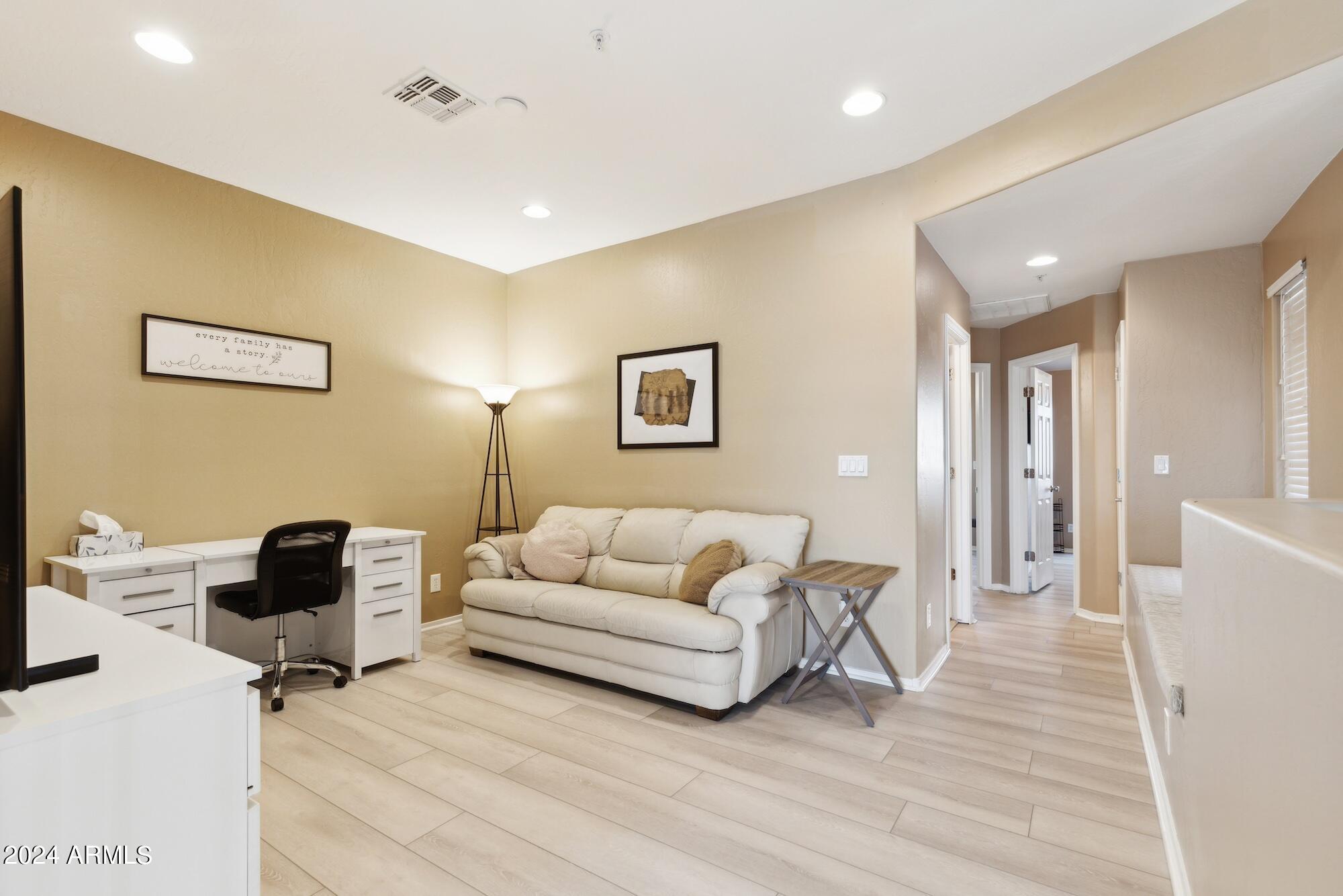 TOWNHOMES ON CORAL REEF - Residential