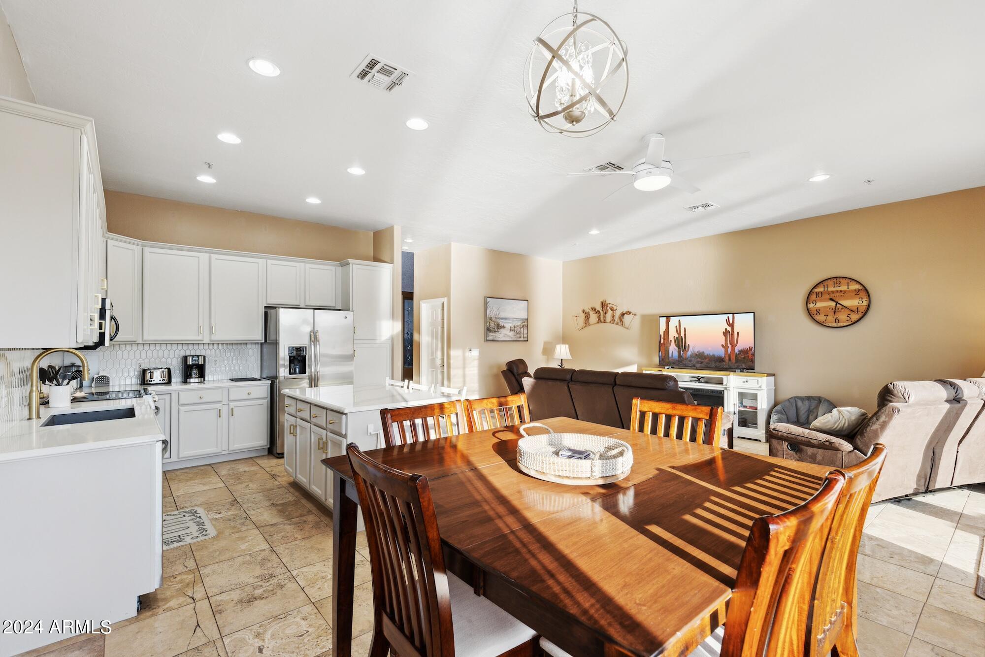 TOWNHOMES ON CORAL REEF - Residential