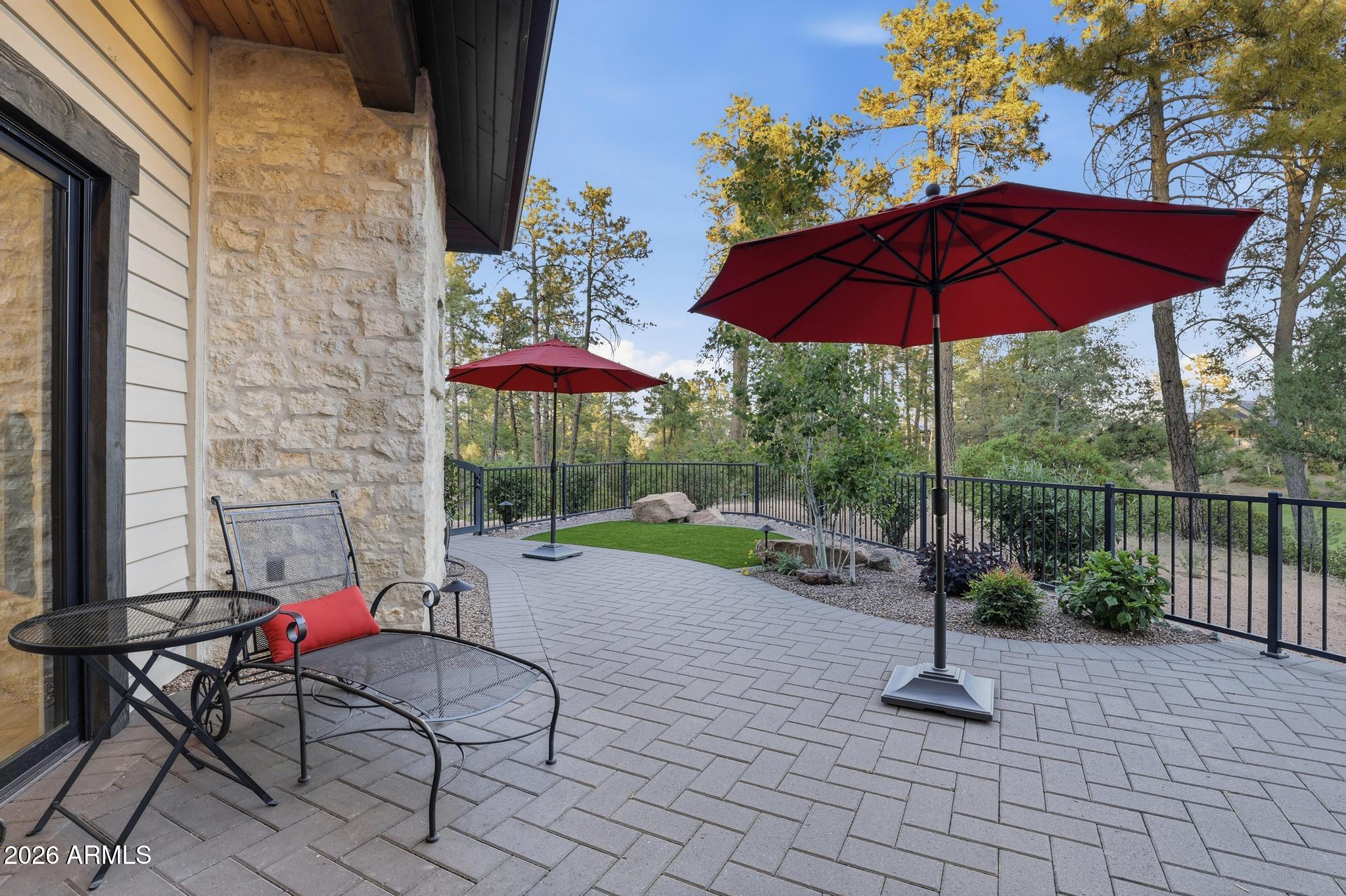 RIM GOLF CLUB PHASE 1 - Residential