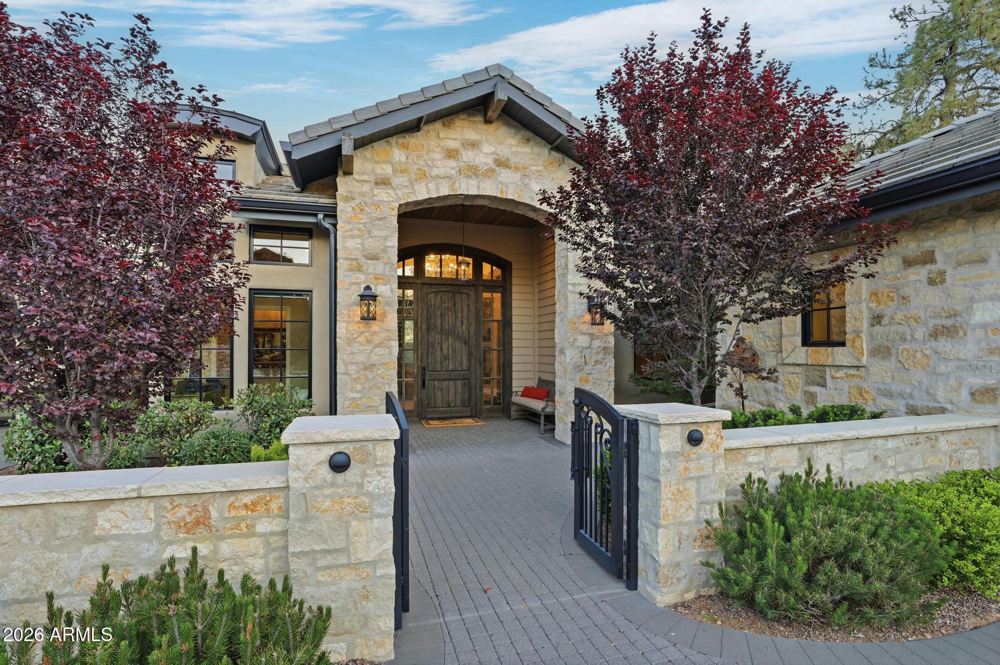 RIM GOLF CLUB PHASE 1 - Residential