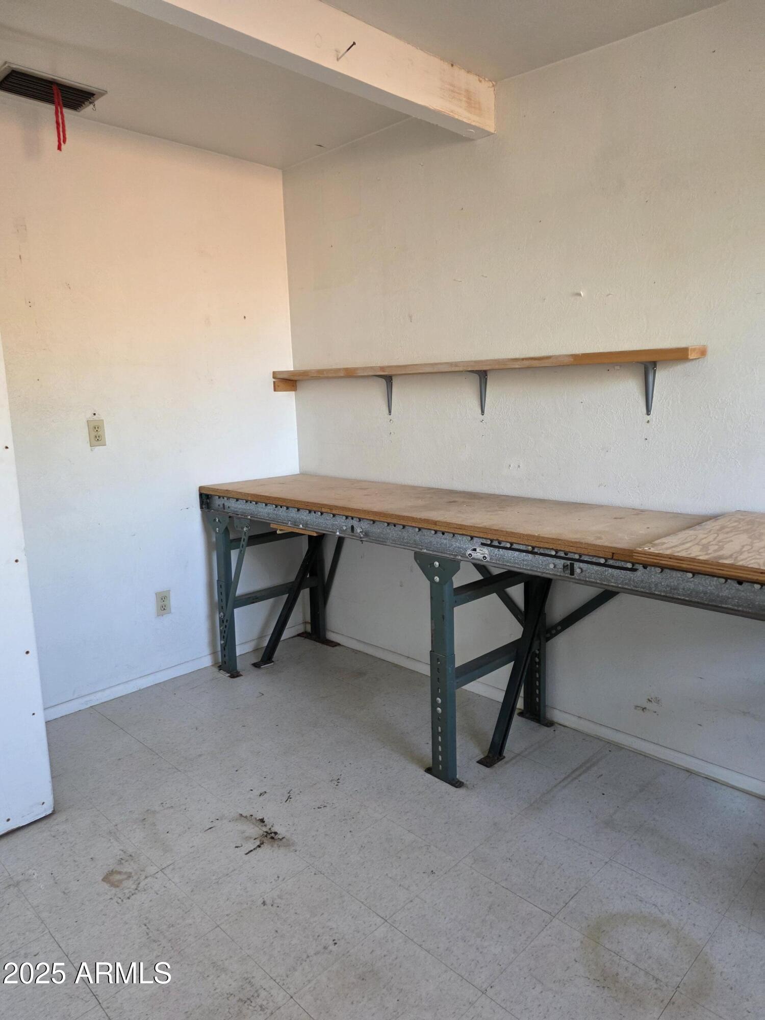 AMD ARIZONA CITY UNIT FIVE - Residential