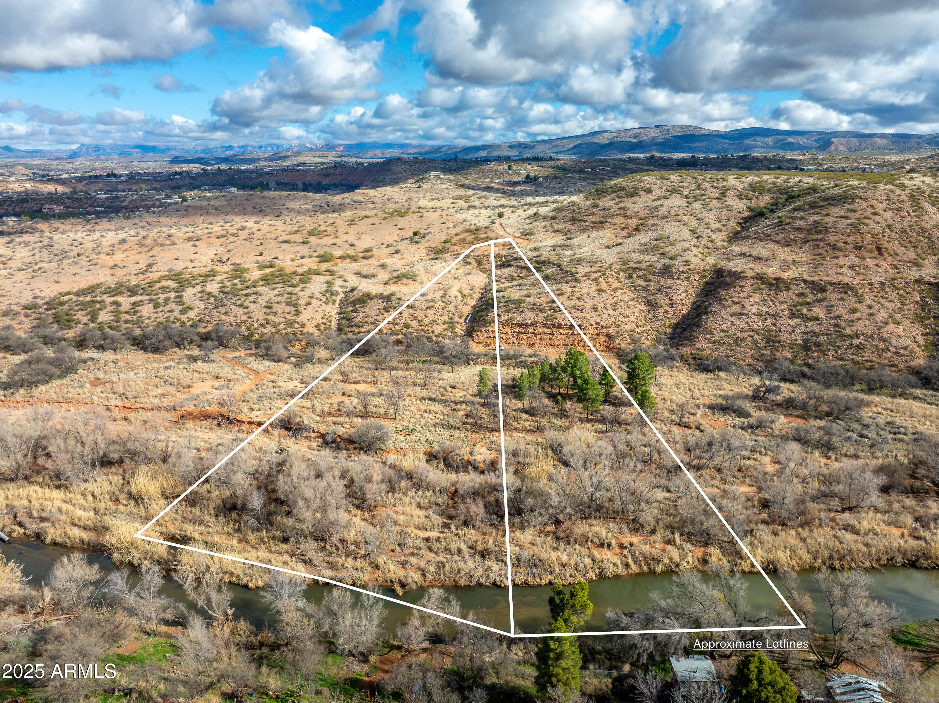 Under 5 Acres - Land