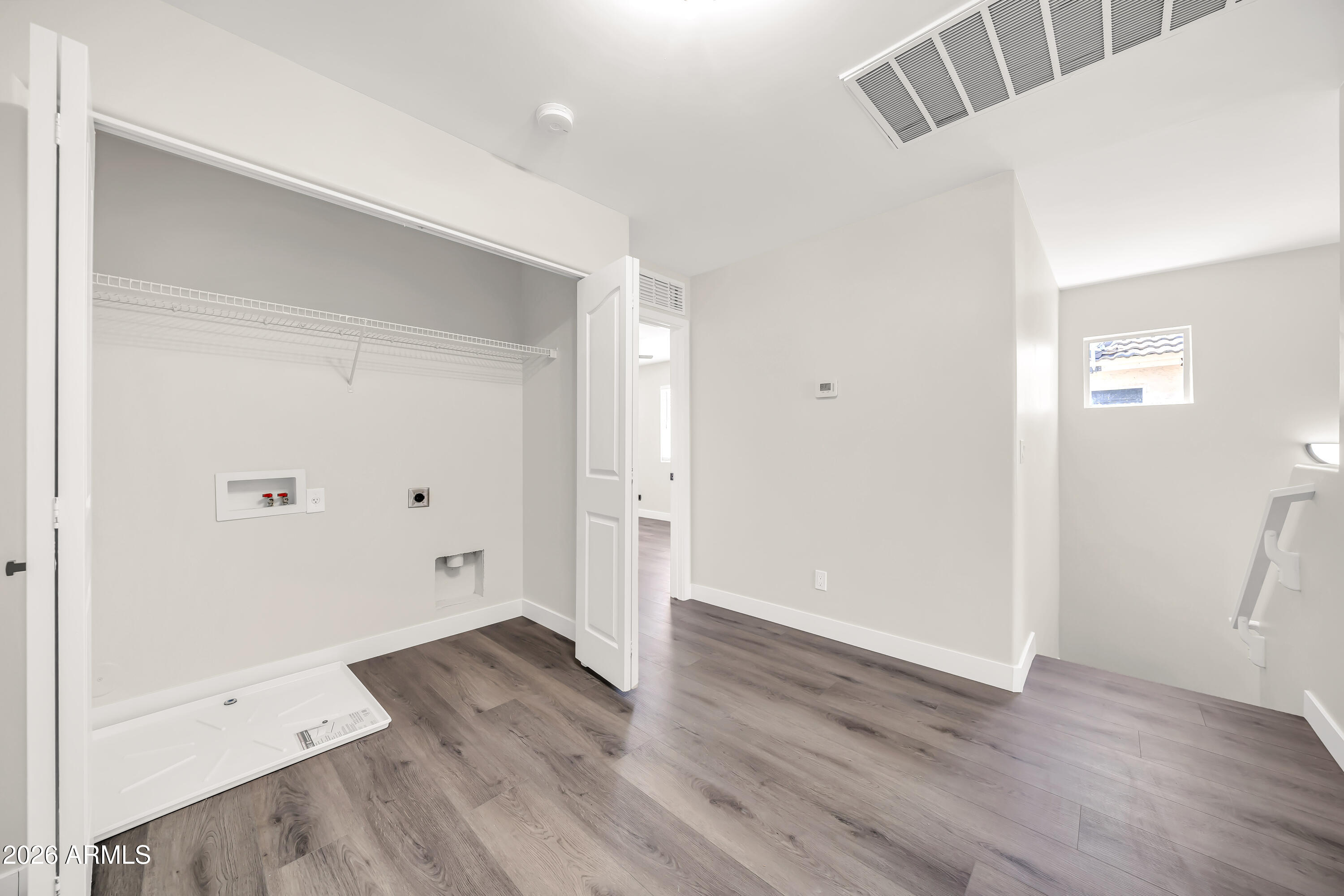 PALISADES AT COUNTRY PLACE - Residential