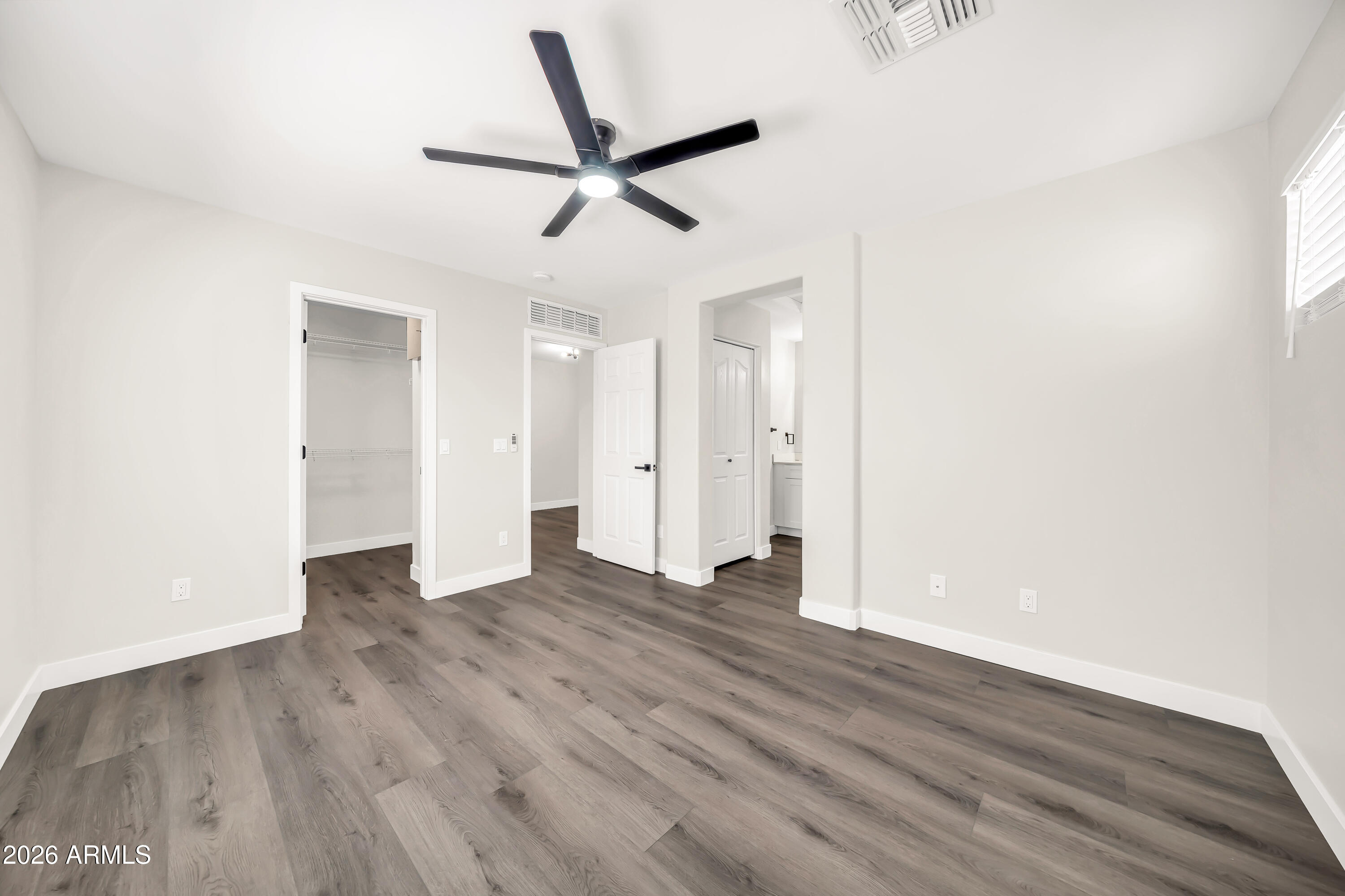 PALISADES AT COUNTRY PLACE - Residential