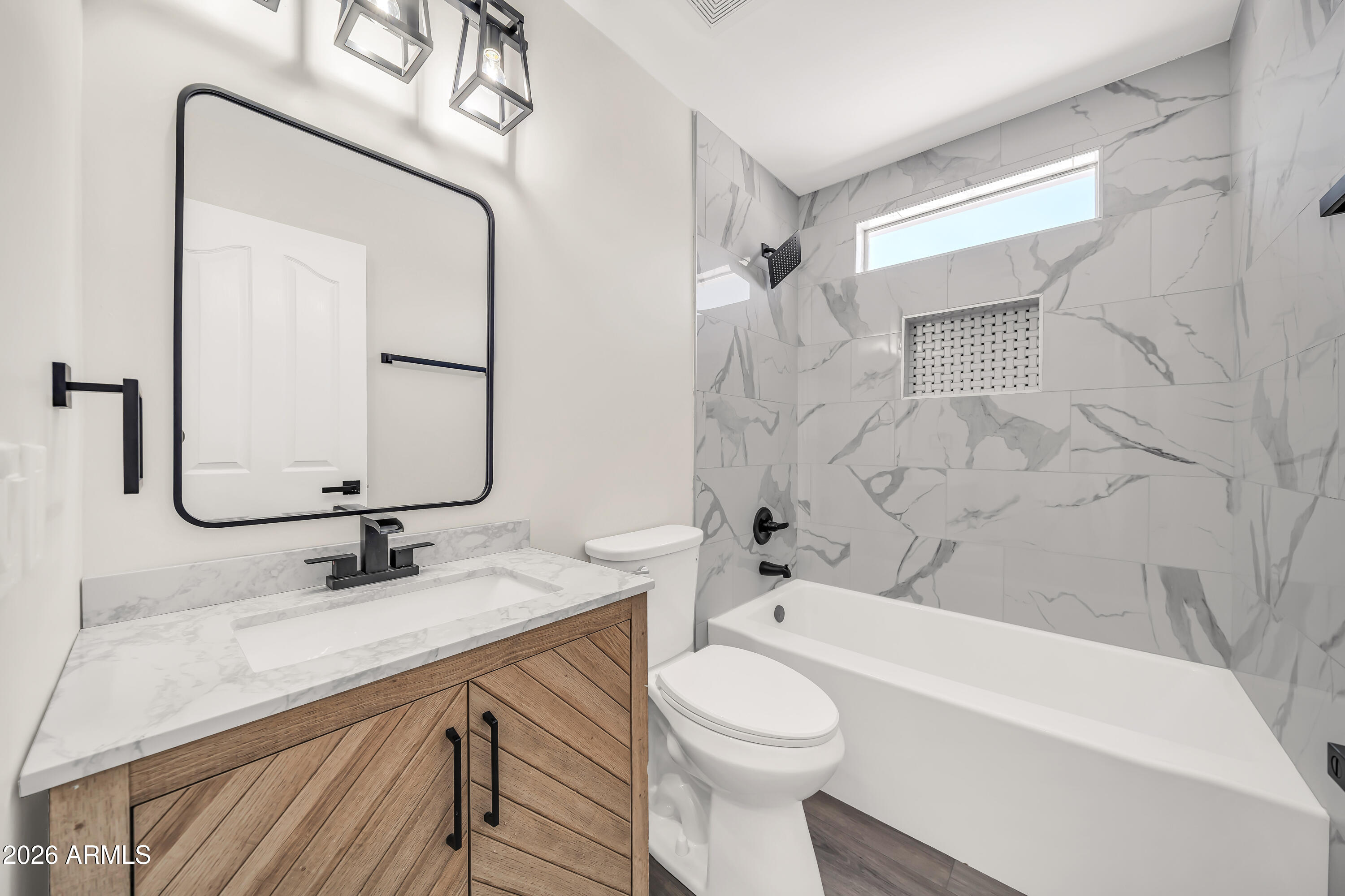PALISADES AT COUNTRY PLACE - Residential