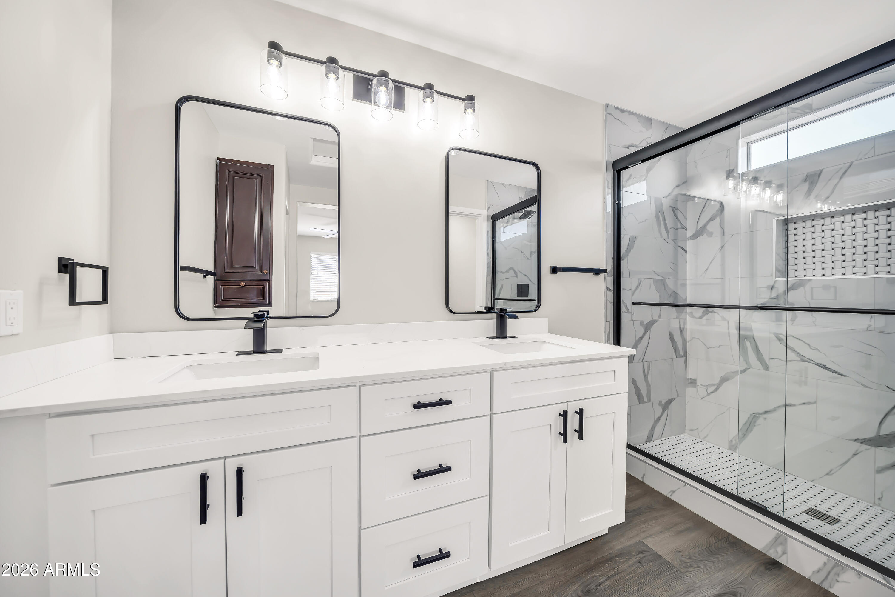 PALISADES AT COUNTRY PLACE - Residential