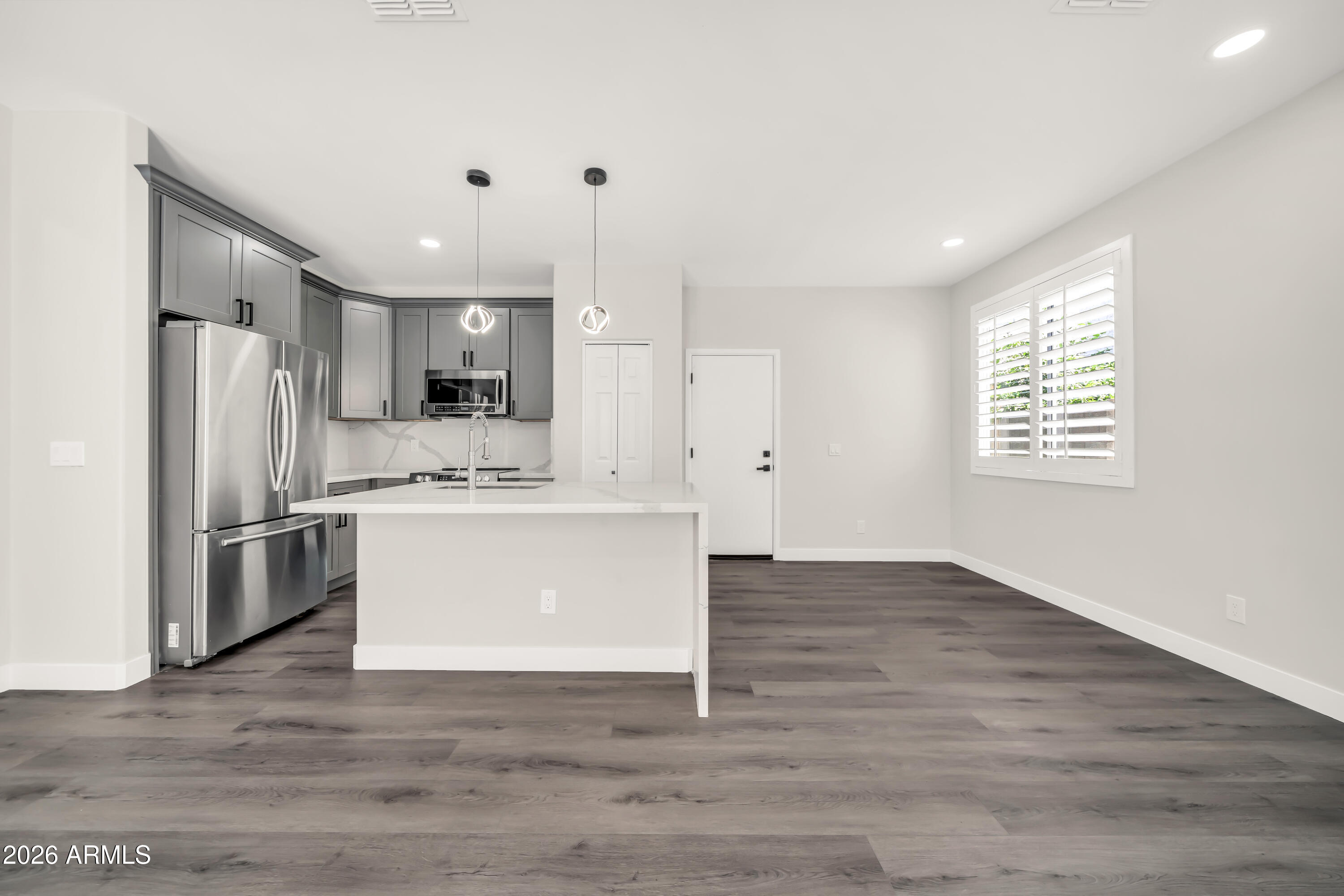 PALISADES AT COUNTRY PLACE - Residential