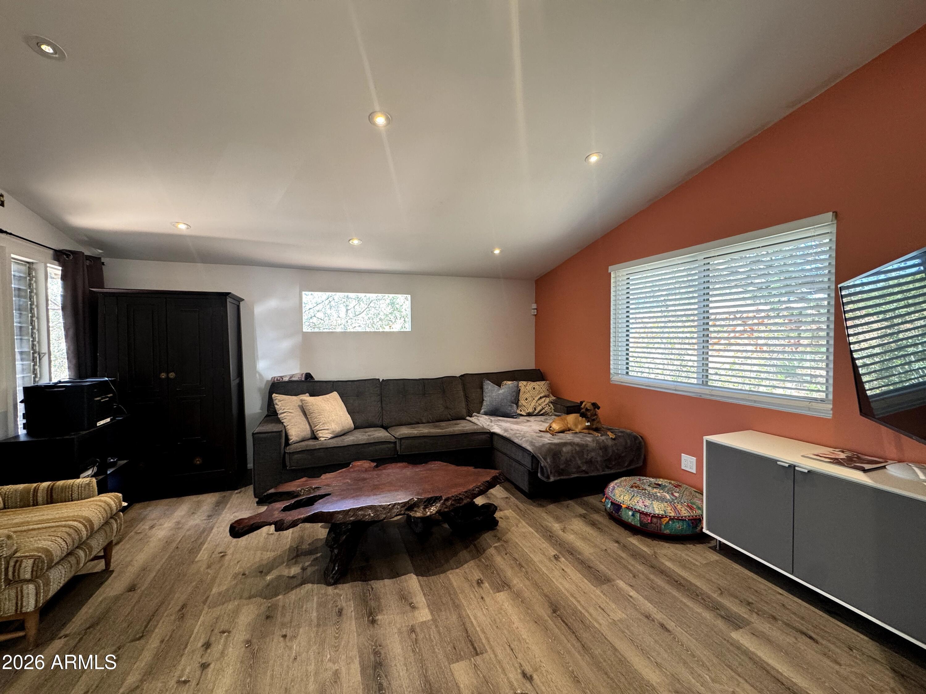 OAK CREEK KNOLLS - Residential