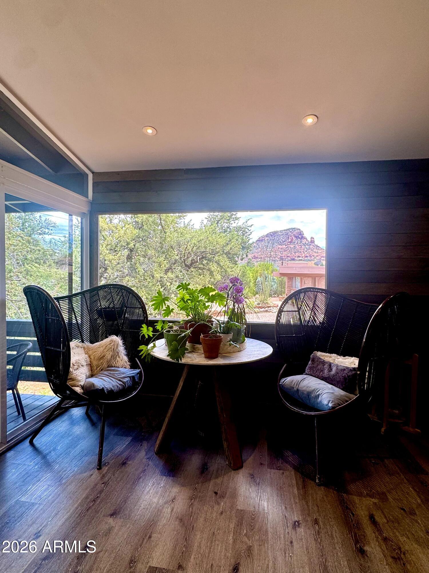 OAK CREEK KNOLLS - Residential