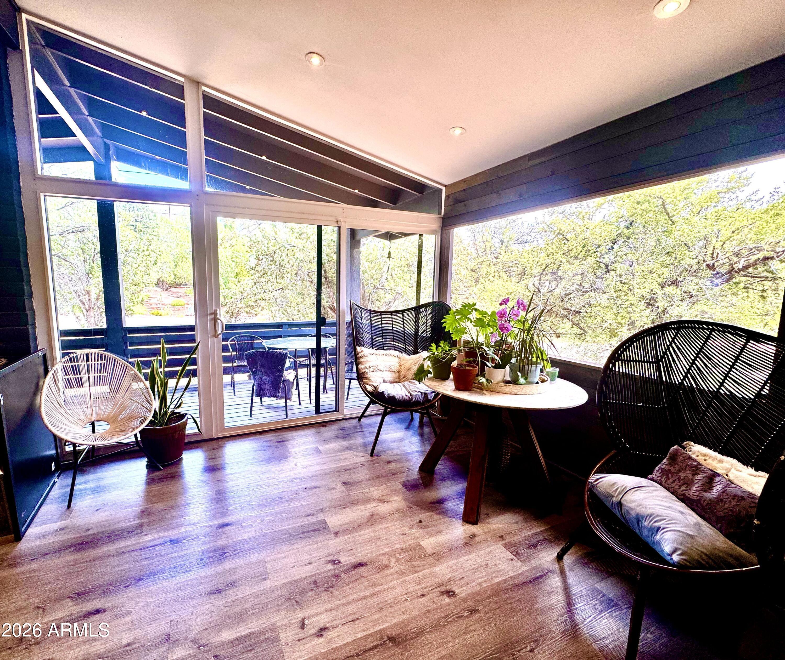OAK CREEK KNOLLS - Residential