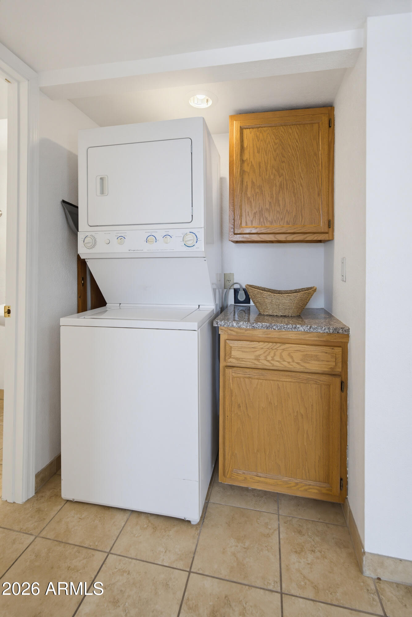FOUNTAIN VIEW 1 - Residential Lease