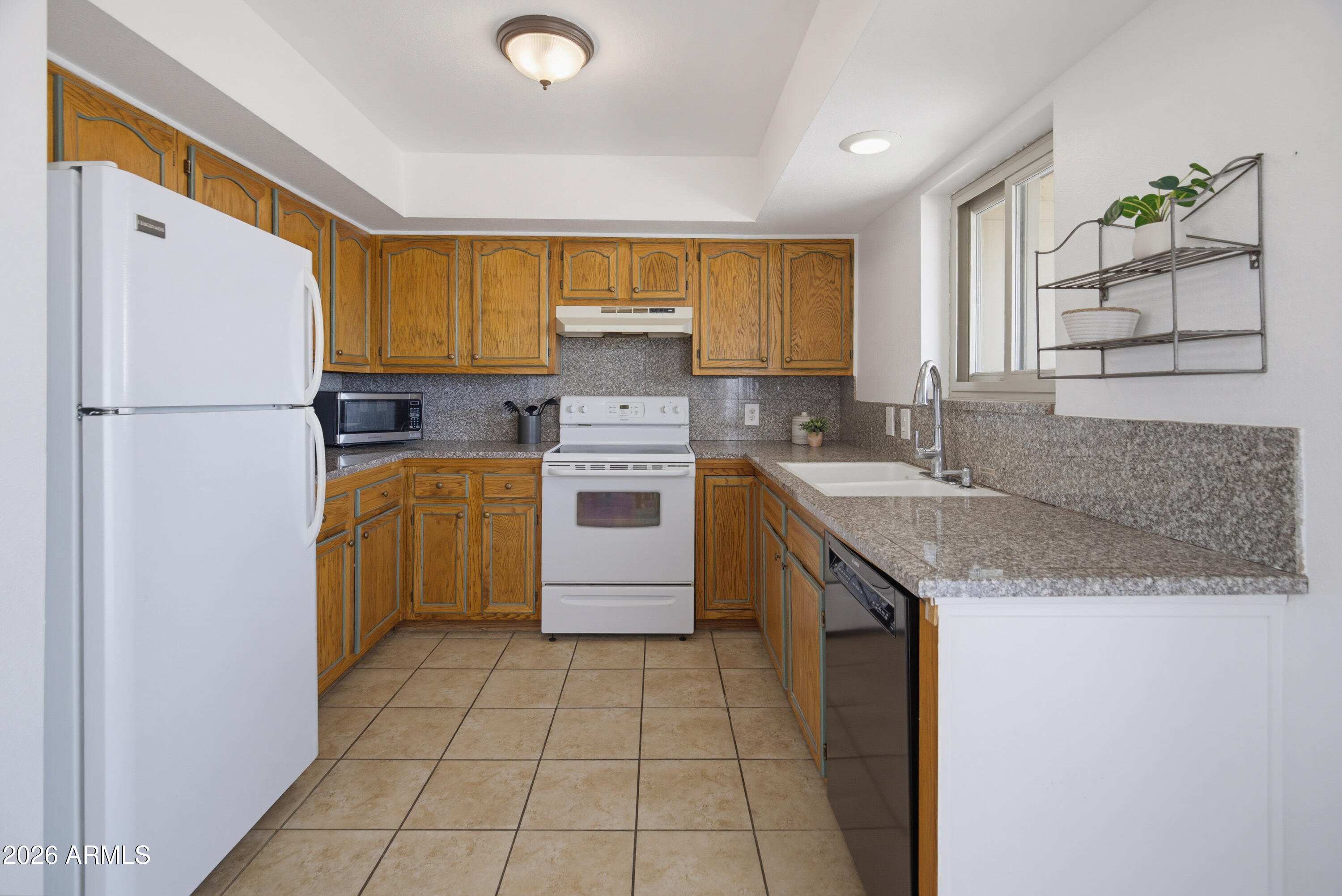 FOUNTAIN VIEW 1 - Residential Lease