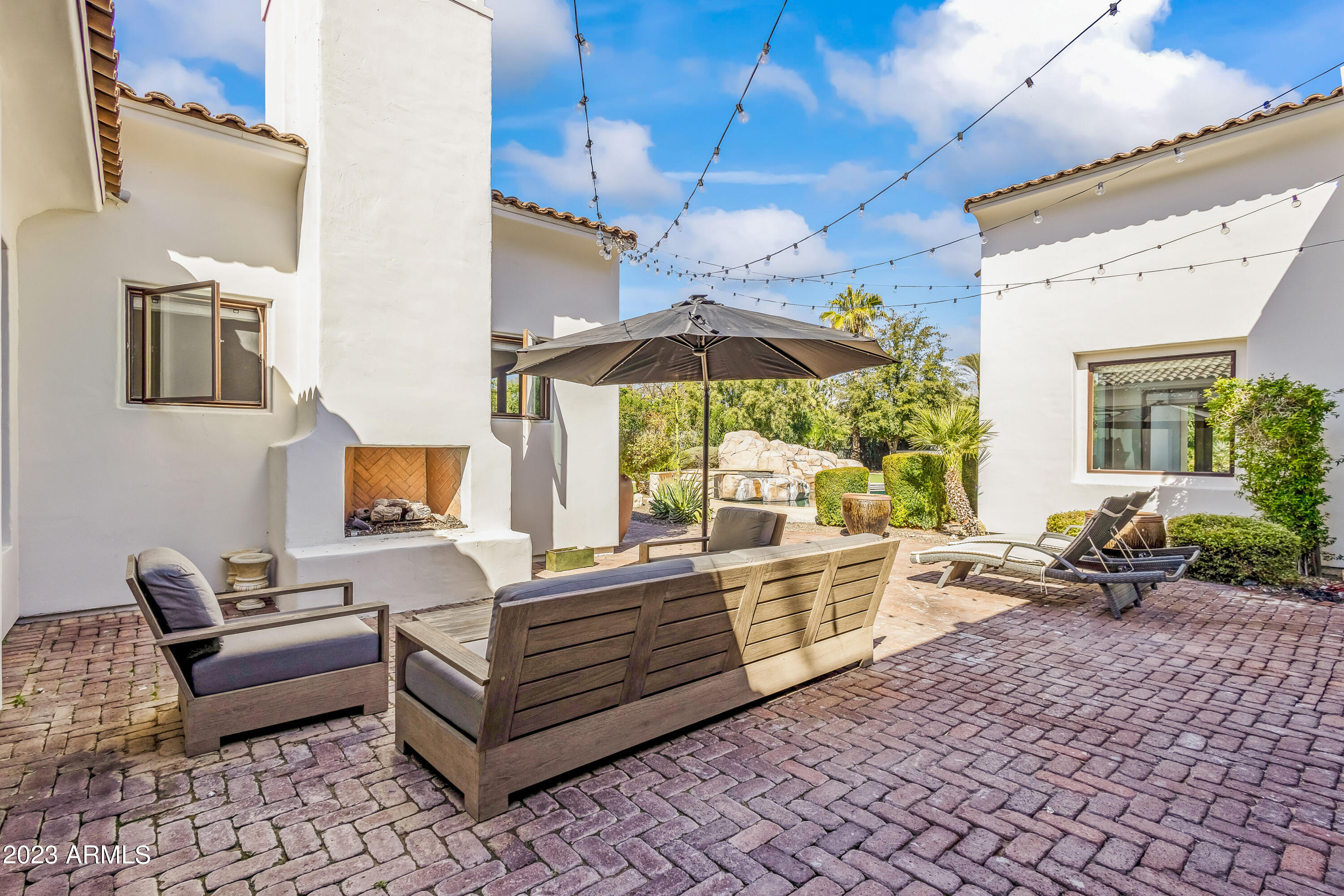 CASA BLANCA ESTATES LOT 20-37 & TR A - Residential