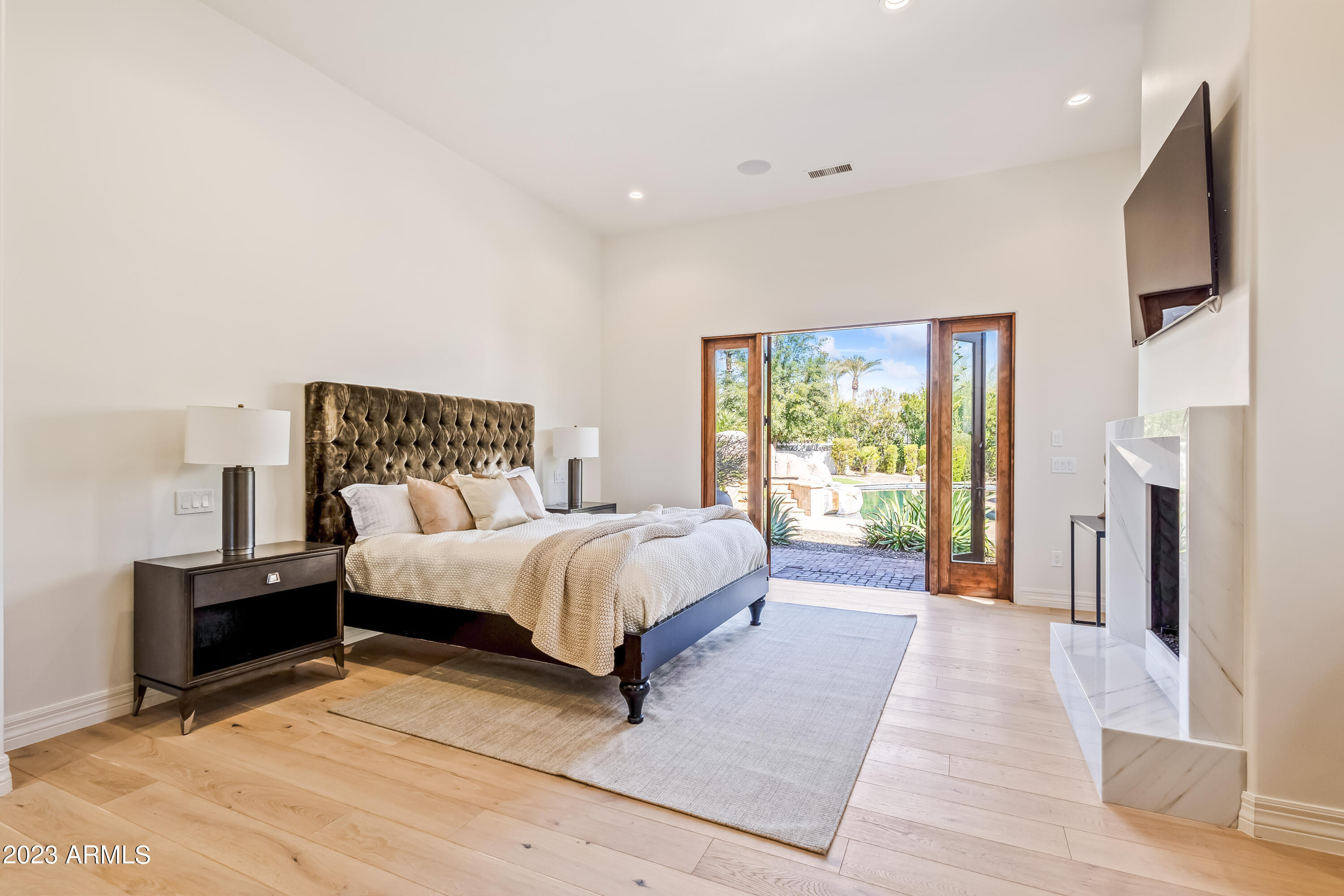 CASA BLANCA ESTATES LOT 20-37 & TR A - Residential