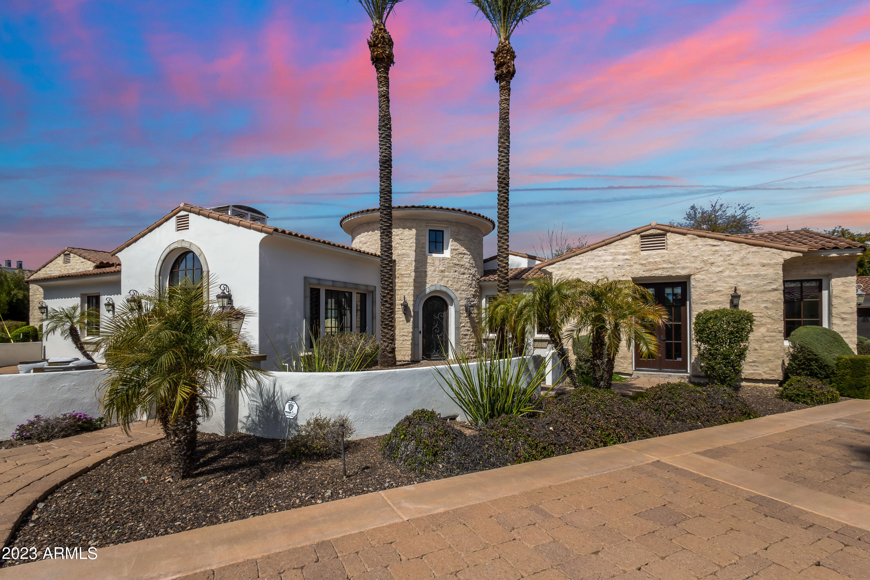 CASA BLANCA ESTATES LOT 20-37 & TR A - Residential