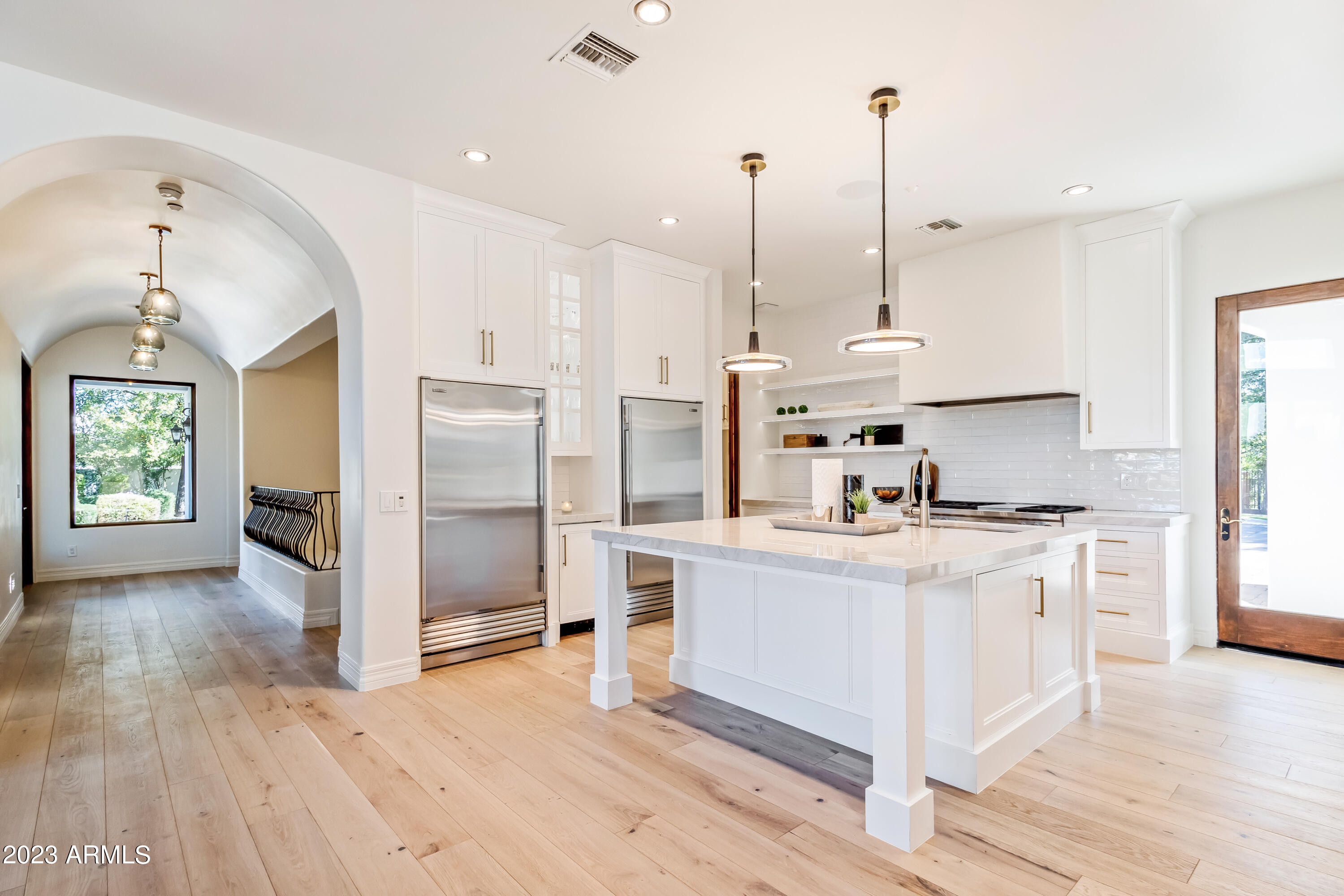 CASA BLANCA ESTATES LOT 20-37 & TR A - Residential