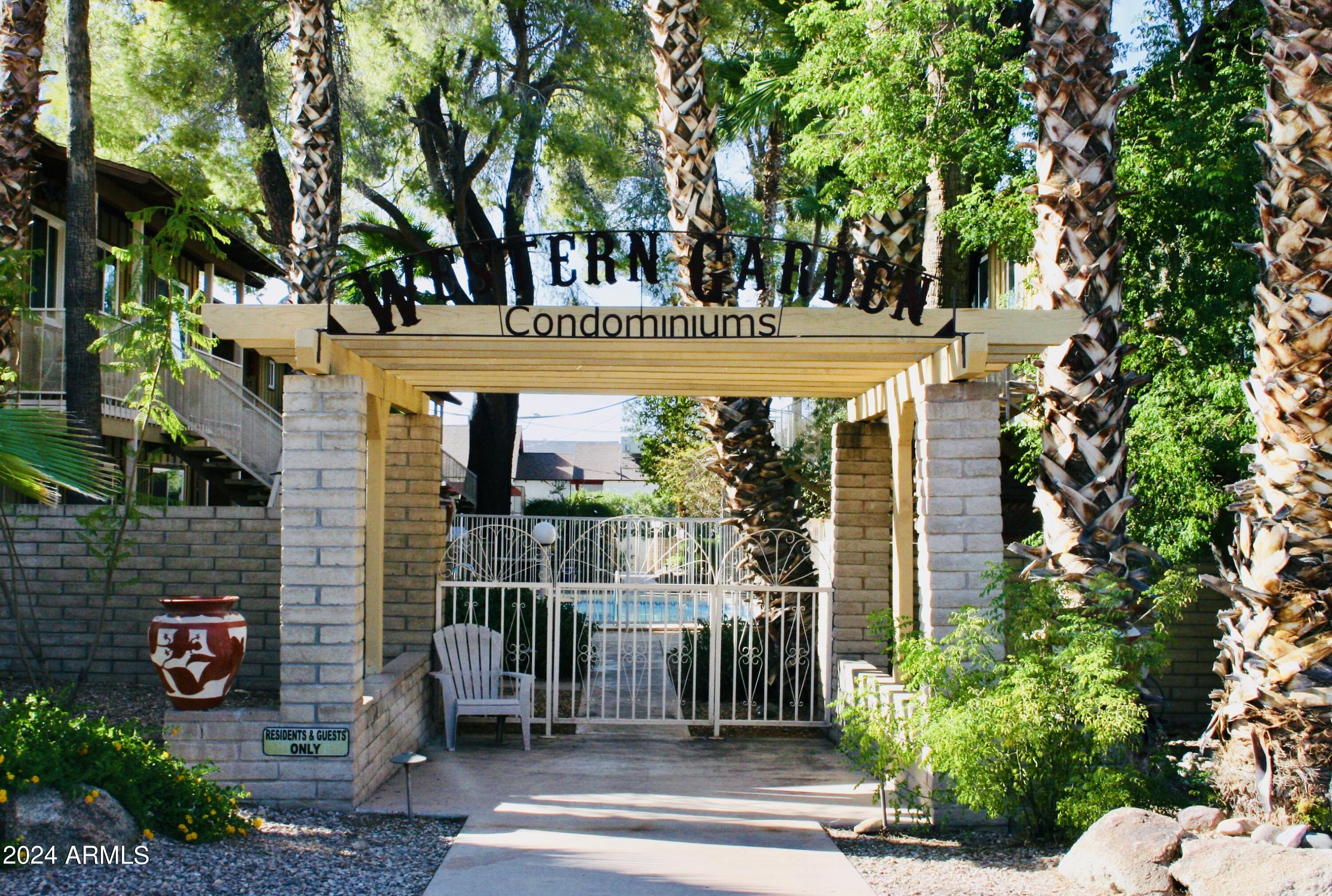 Charming Gem in the Heart of Wickenburg!
Discover your next remodeled home in this delightful 2-bedroom, 1-bath gem, perfectly situated just a stone's throw from shopping, restaurants, and entertainment. This beautifully maintained property features:  Curb Appeal, Enjoy well-manicured and mature landscaping that welcomes you home.  Relaxation Awaits, Take a dip in the community pool or host barbecues in the inviting outdoor area.  Convenience: Benefit from an outside storage unit, a reserved parking spot, and coin-operated laundry facilities right in the complex.  Whether you're a first-time buyer or looking for a cozy retreat this listing offers a blend of comfort and convenience. Don't miss out on this opportunity to fall in love with your new home
