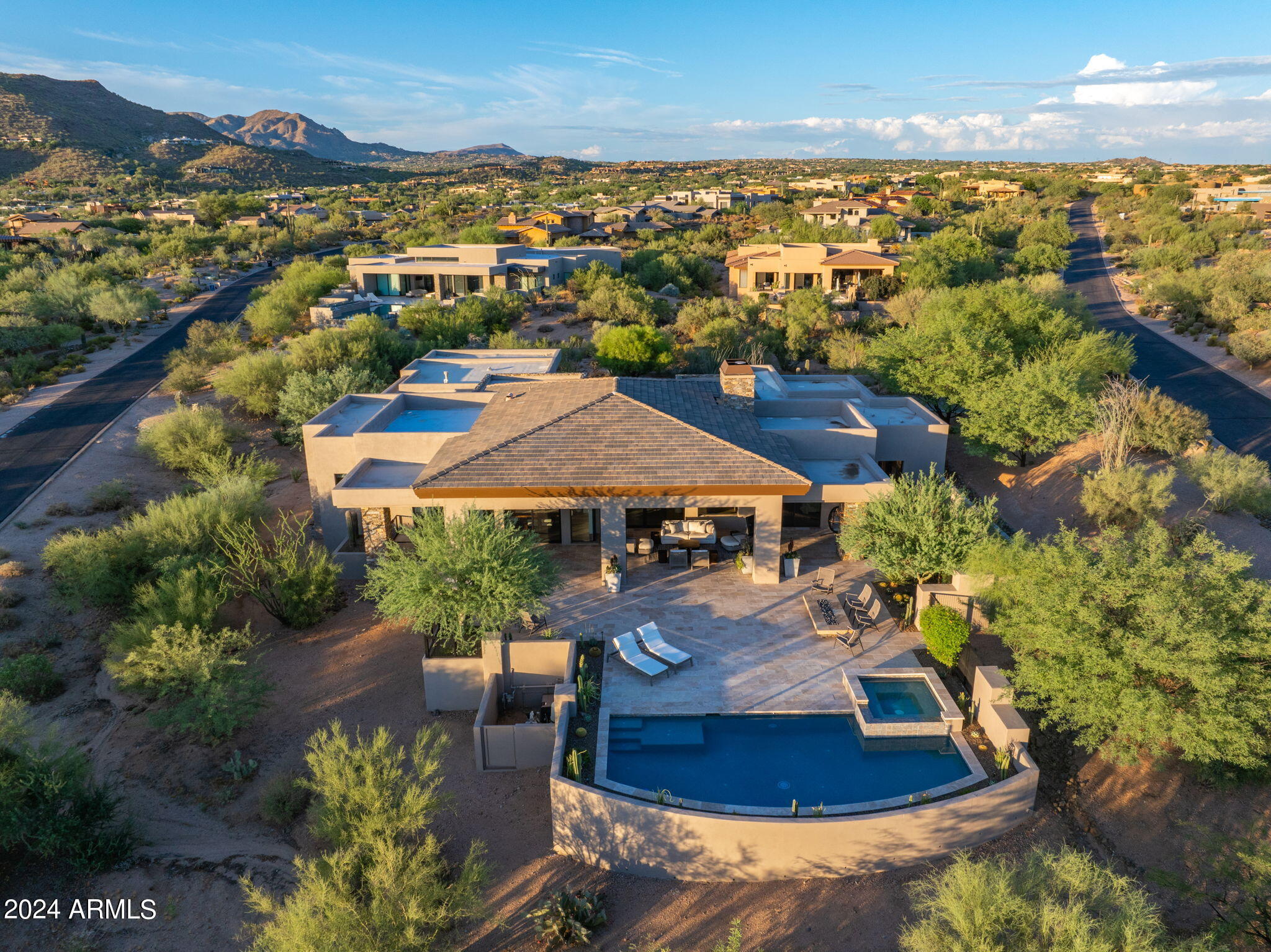 DESERT MOUNTAIN - Residential