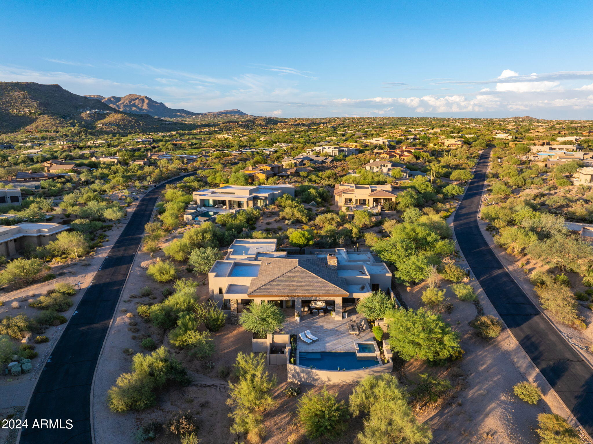 DESERT MOUNTAIN - Residential
