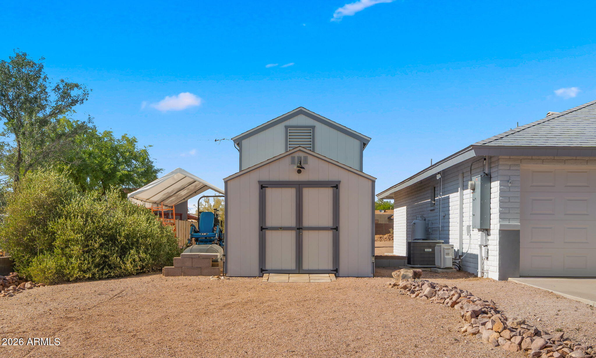S25 T1N R8E - Residential