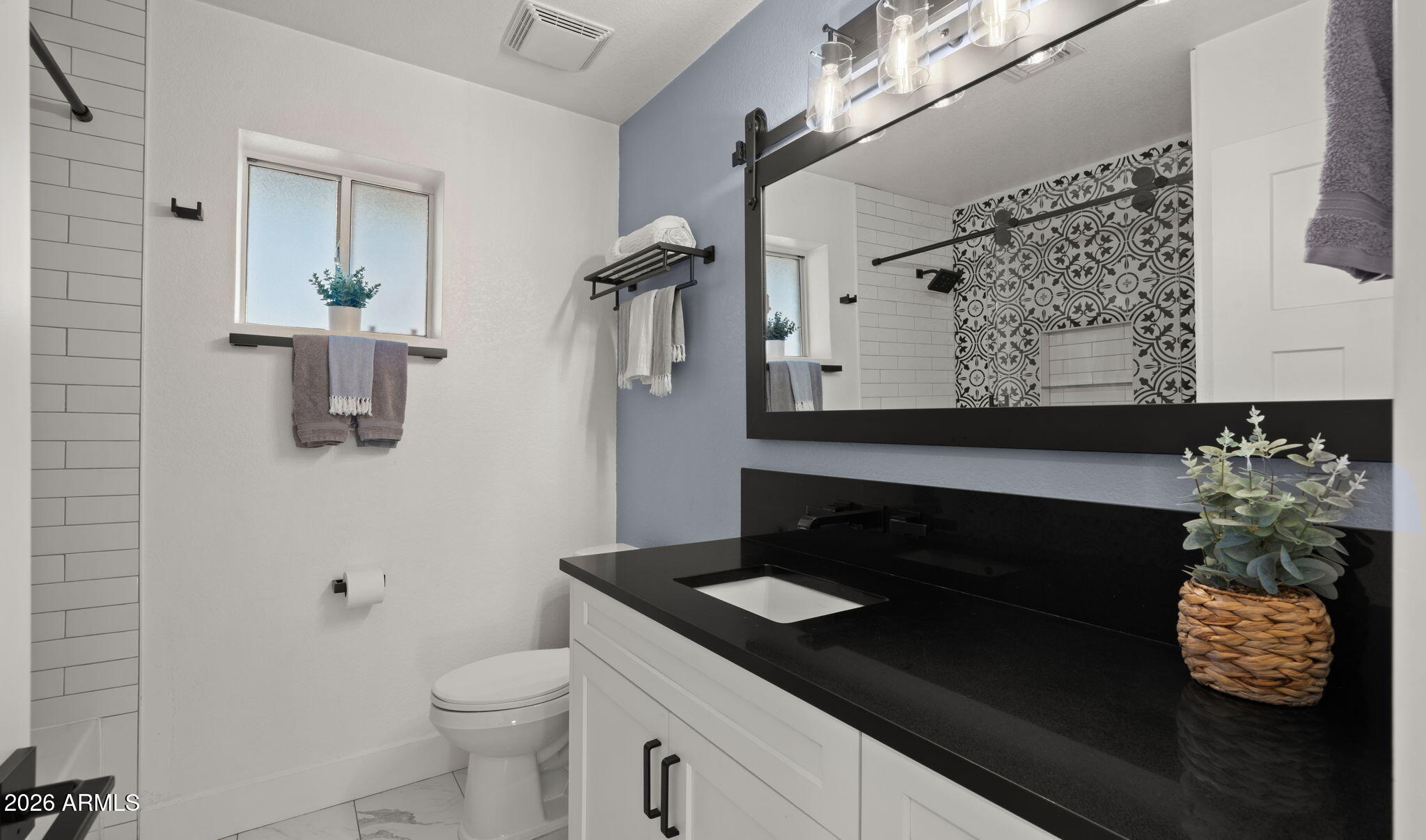 S25 T1N R8E - Residential